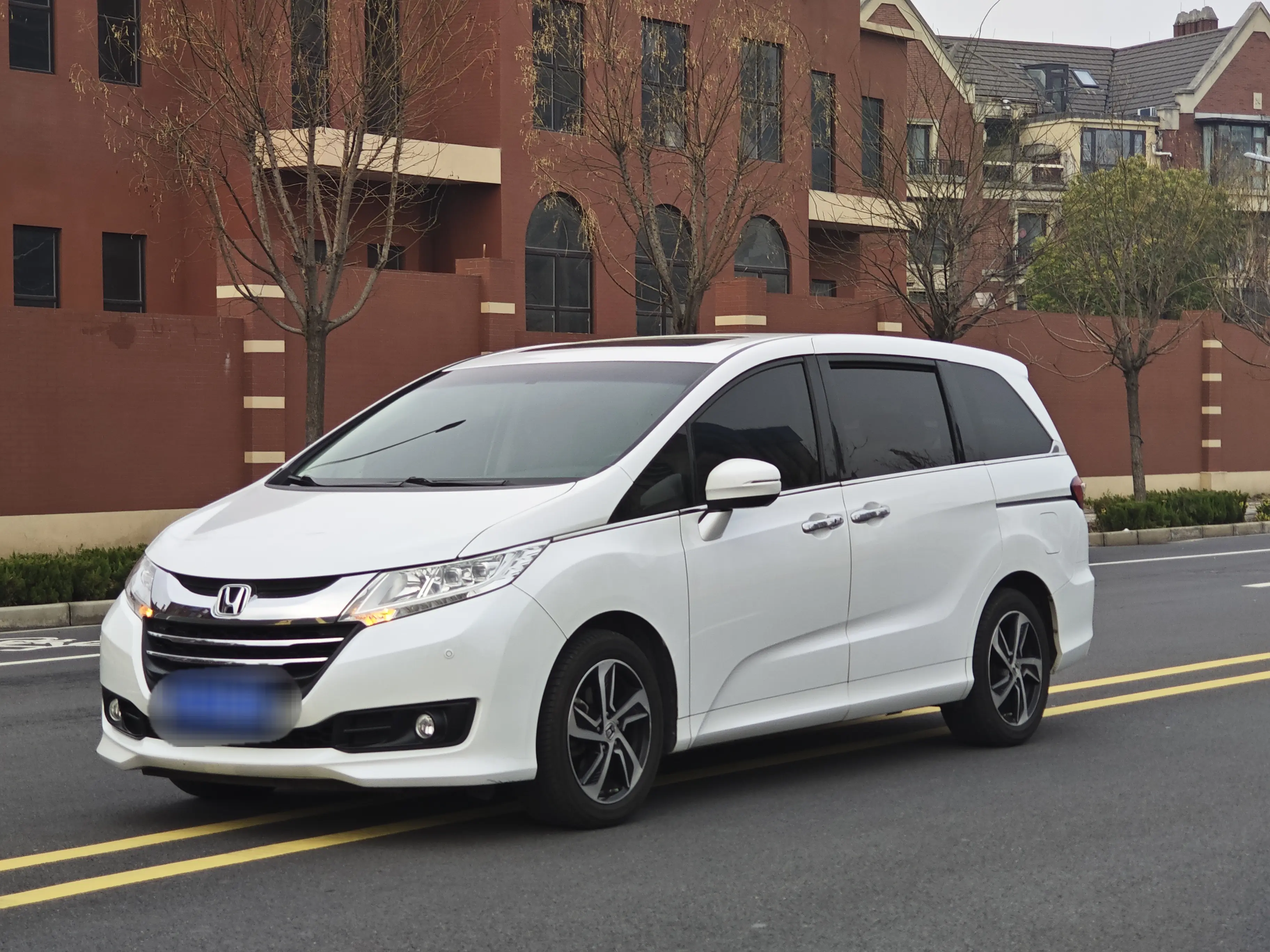 Honda Odyssey  из Китая