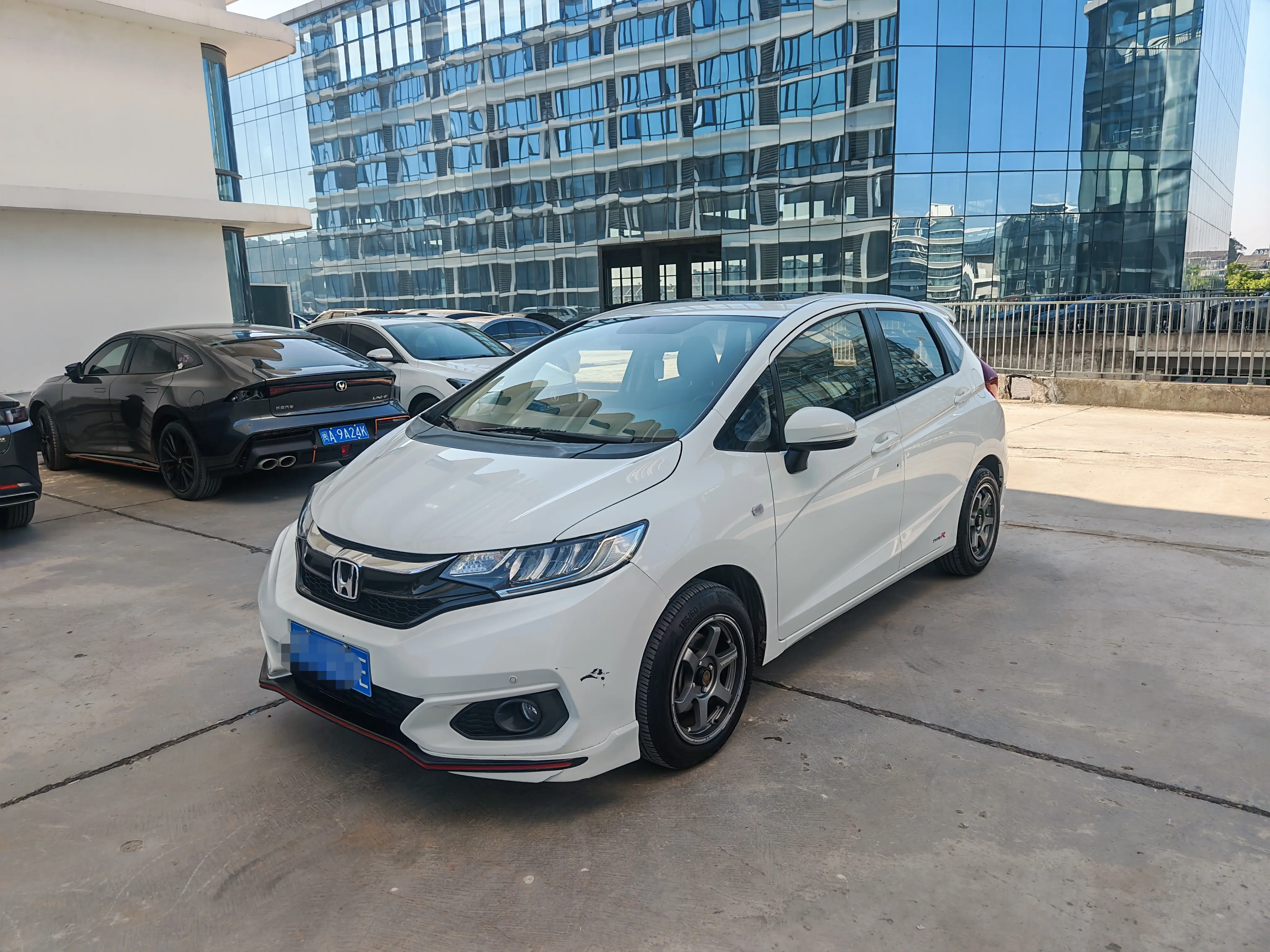 Honda Fit  из Китая