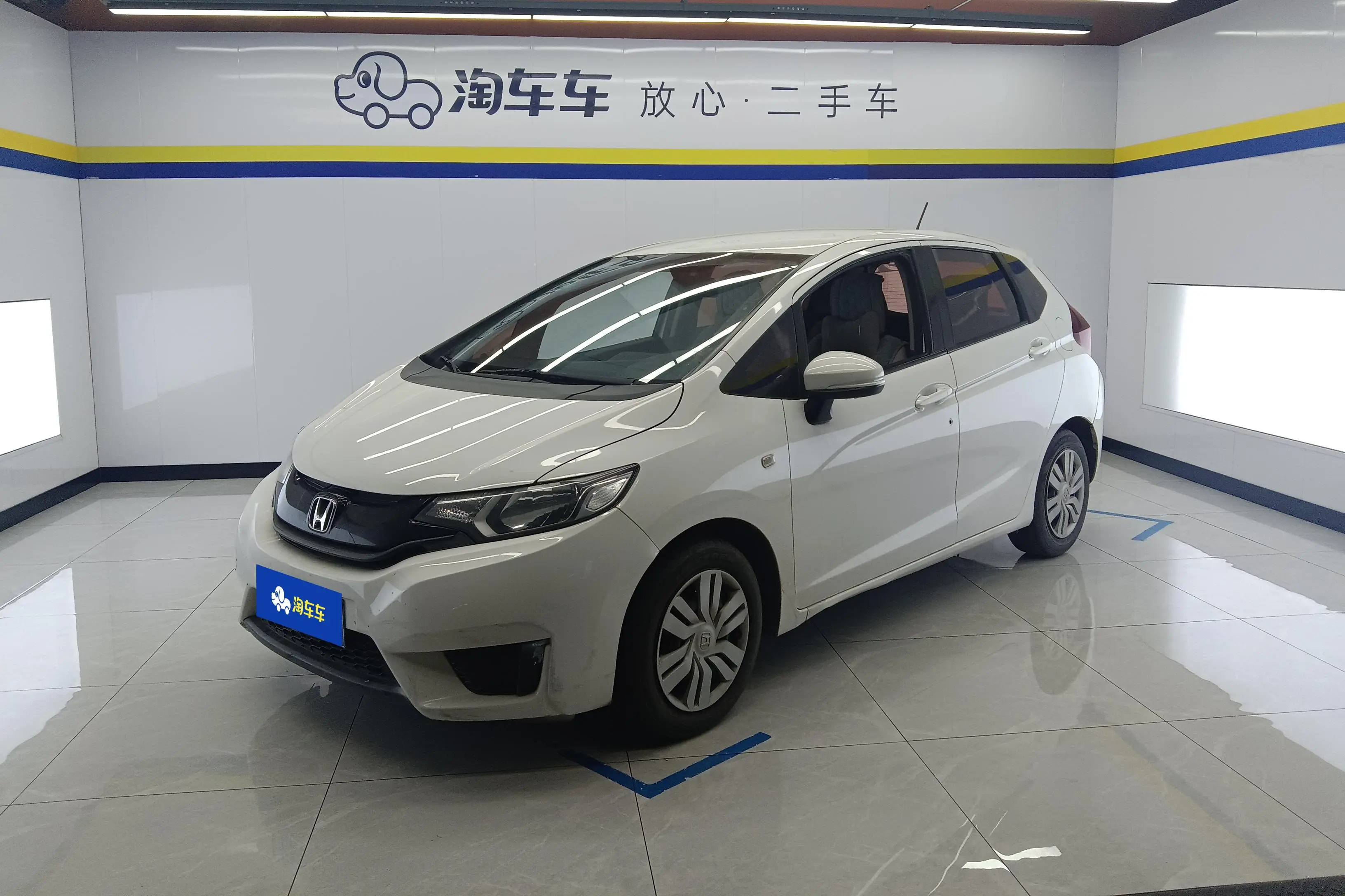 Honda Fit  из Китая