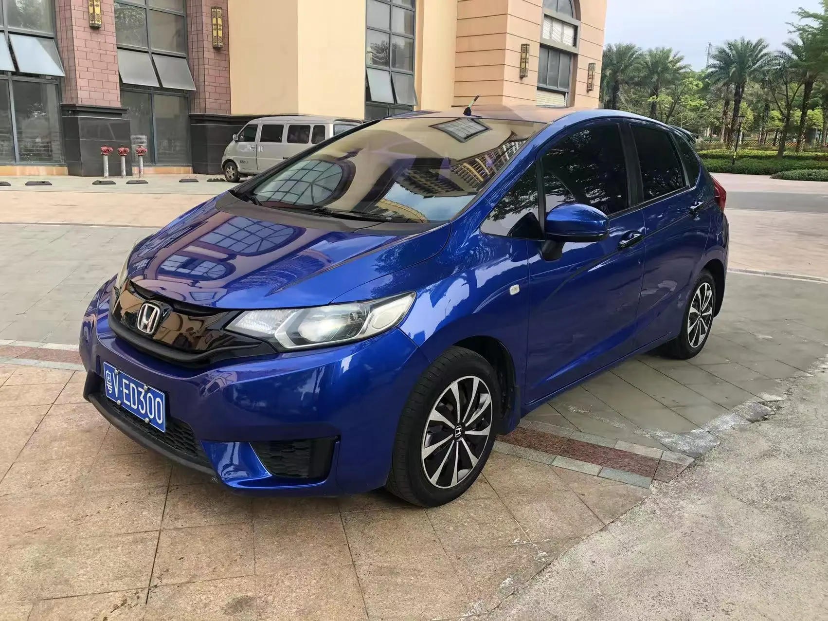 Honda Fit  из Китая