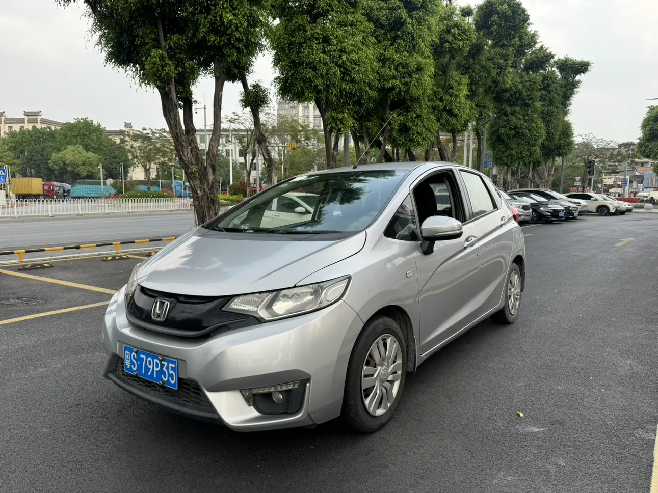 Honda Fit  из Китая
