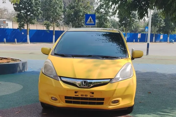 Honda Fit  из Китая
