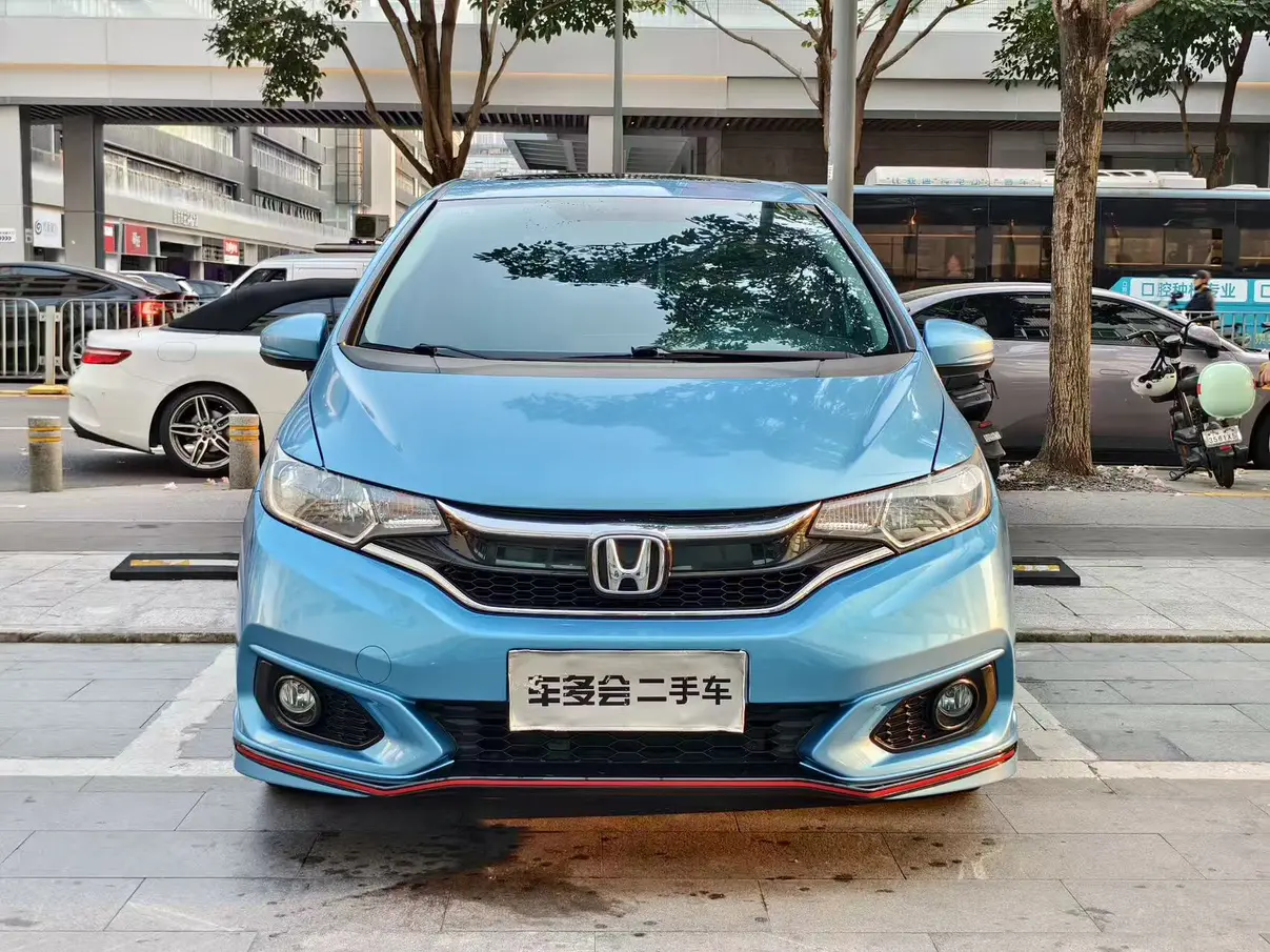 Honda Fit  из Китая
