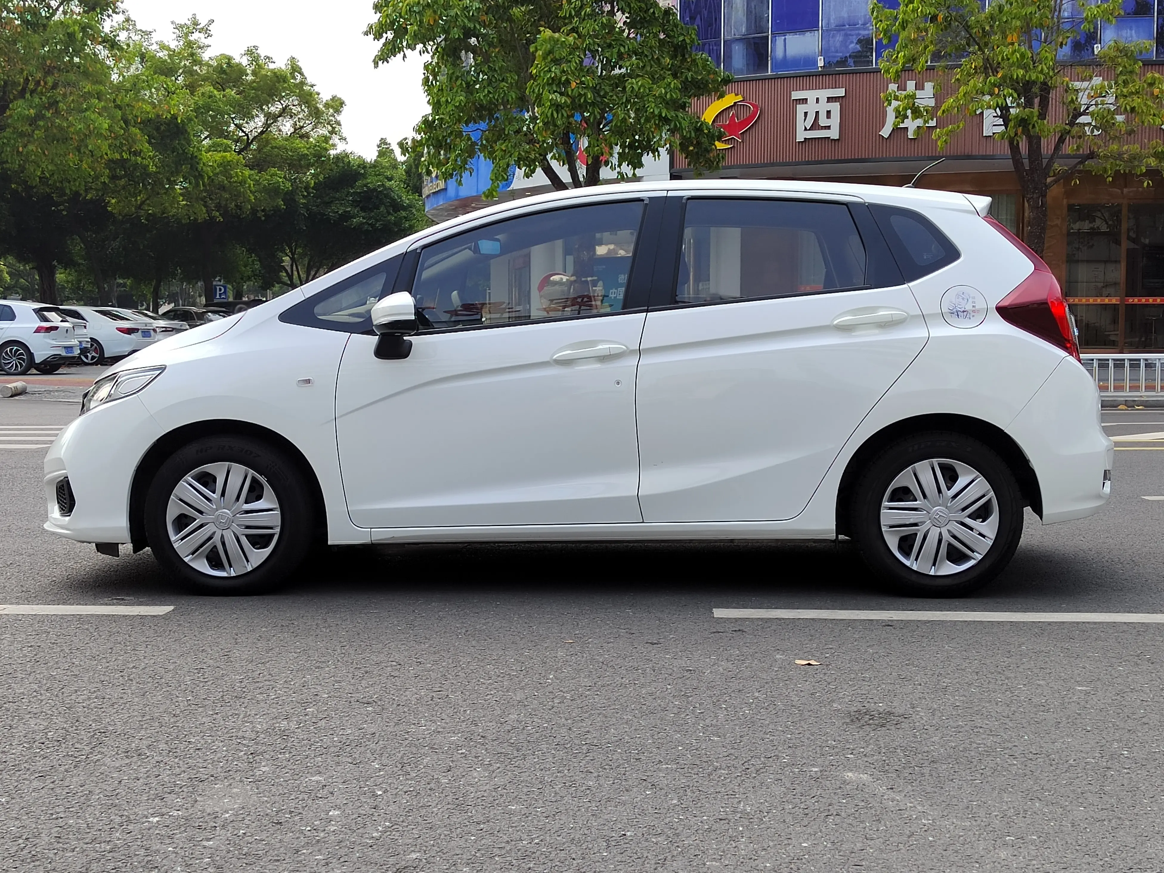 Honda Fit  из Китая