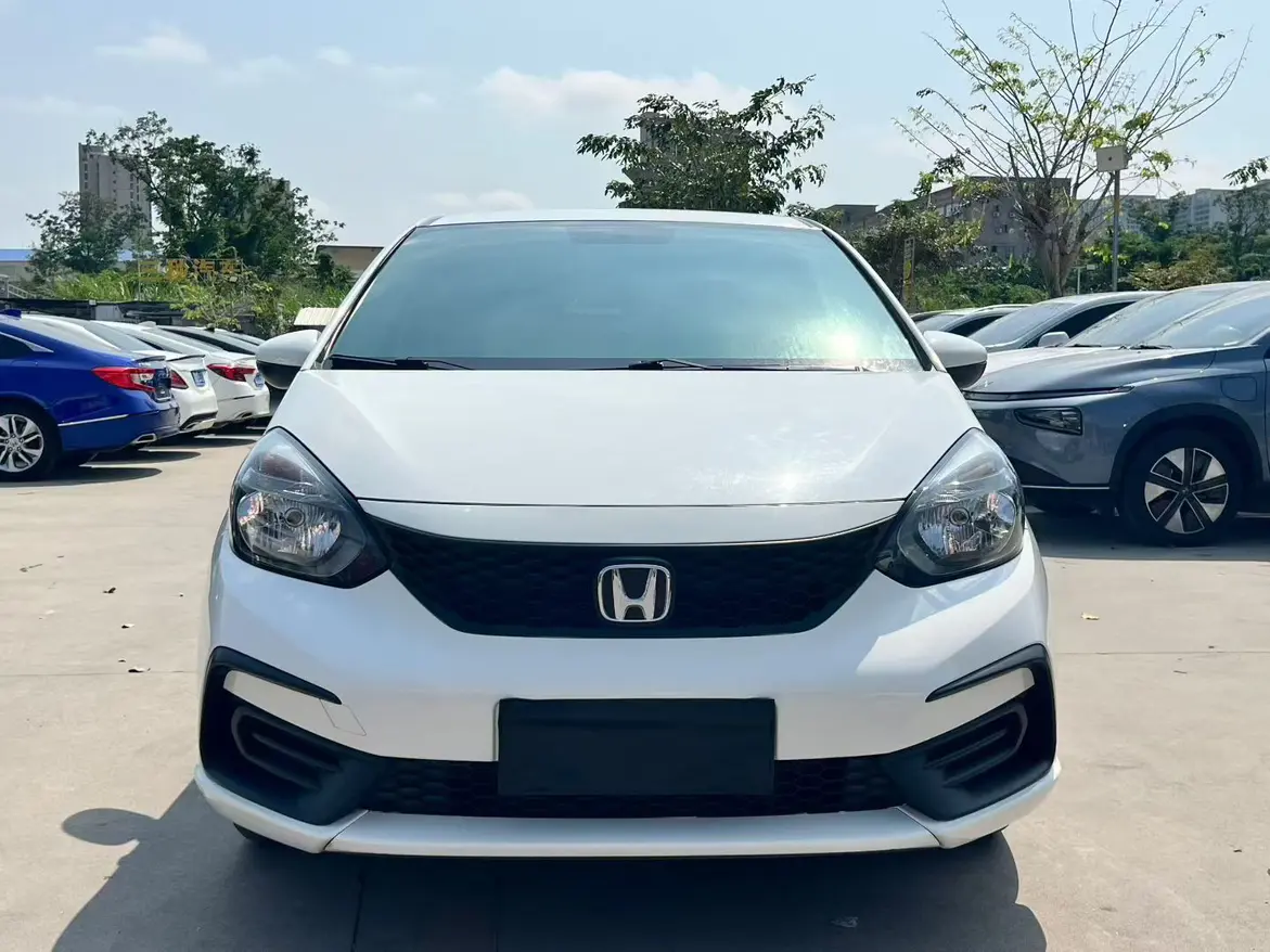Honda Fit  из Китая