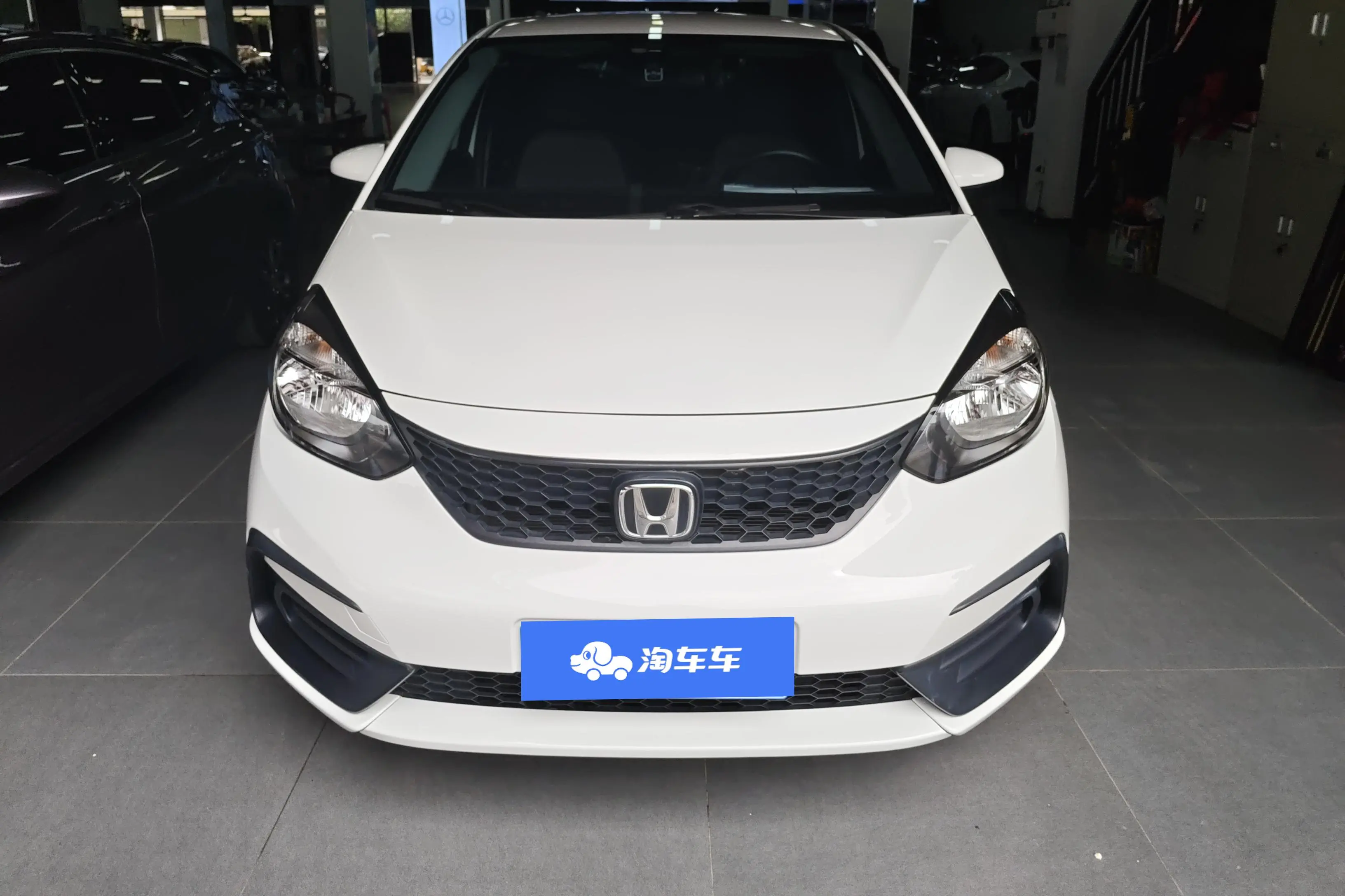 Honda Fit  из Китая