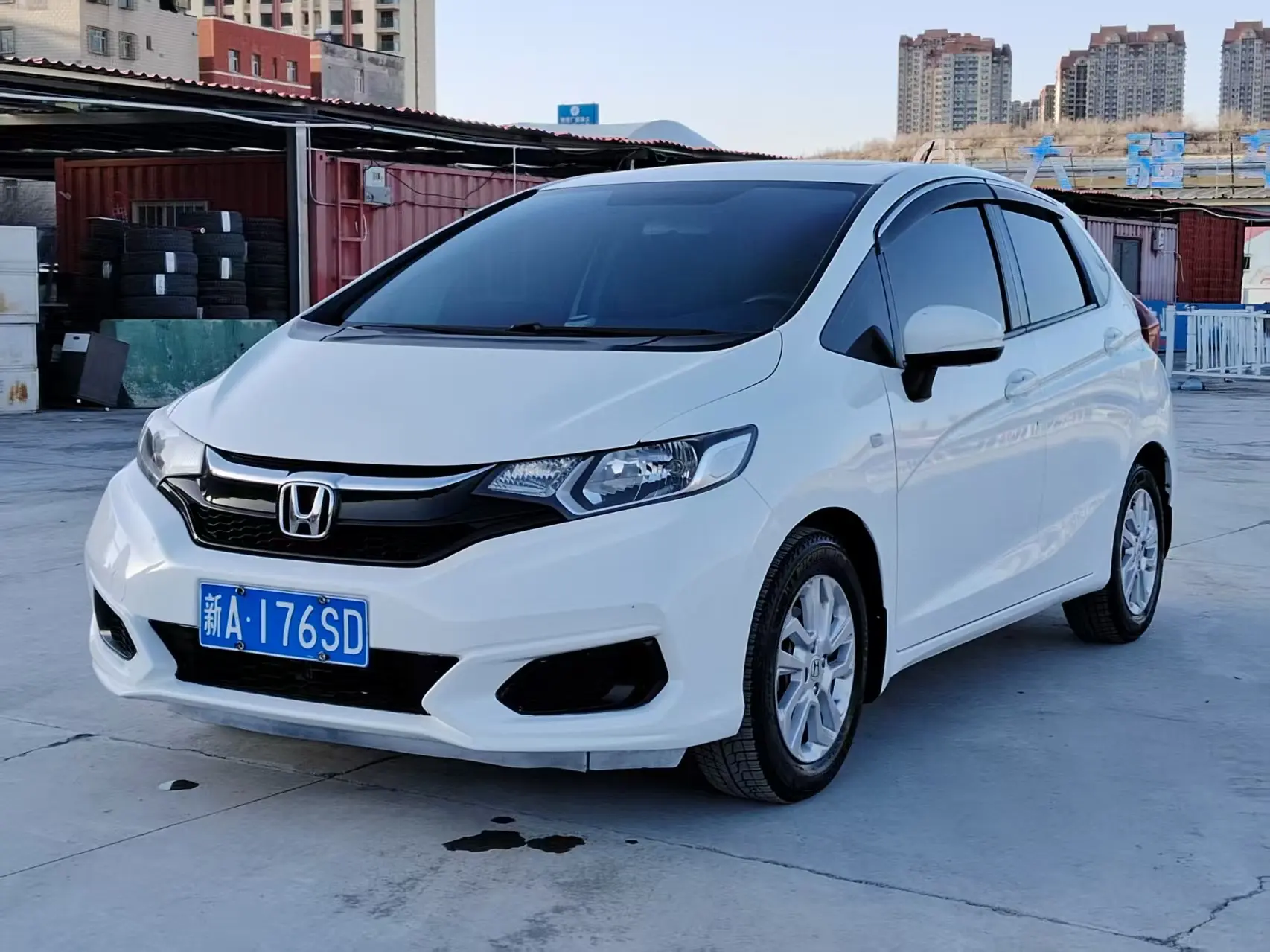 Honda Fit  из Китая