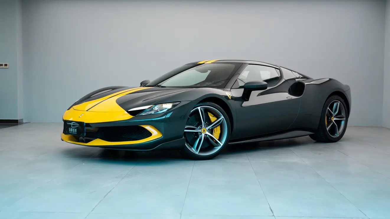 Ferrari 296
