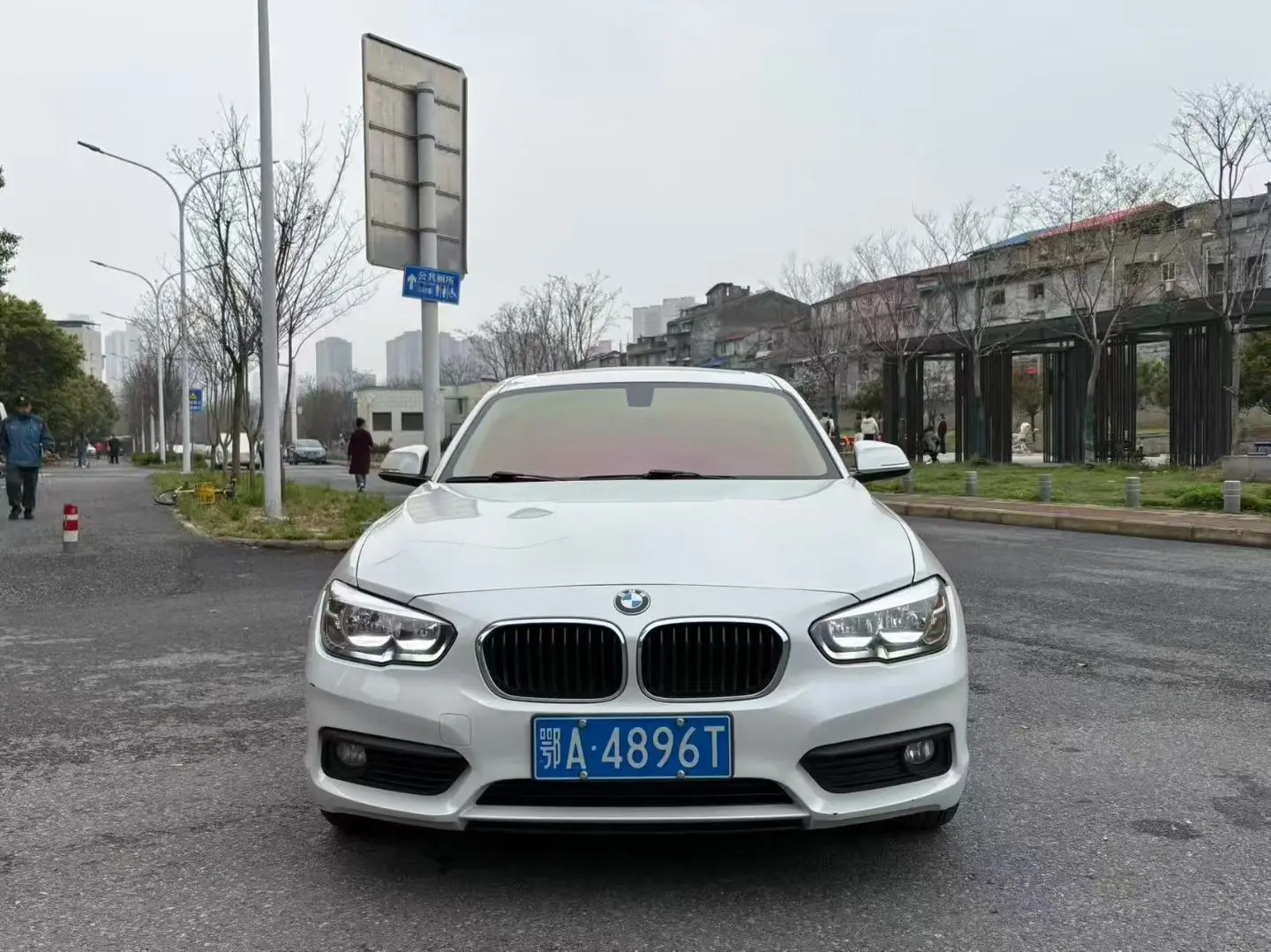 BMW 1 Series  из Китая