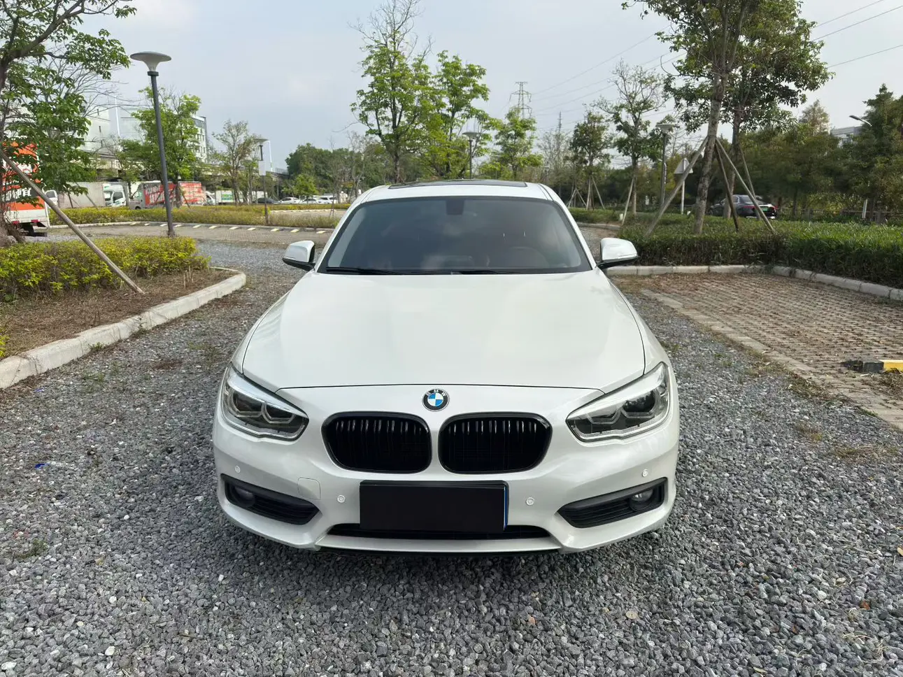 BMW 1 Series  из Китая