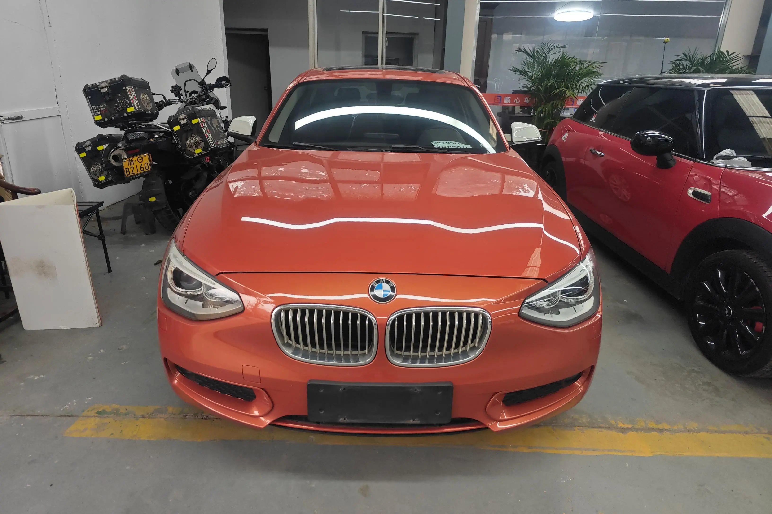 BMW 1 Series  из Китая