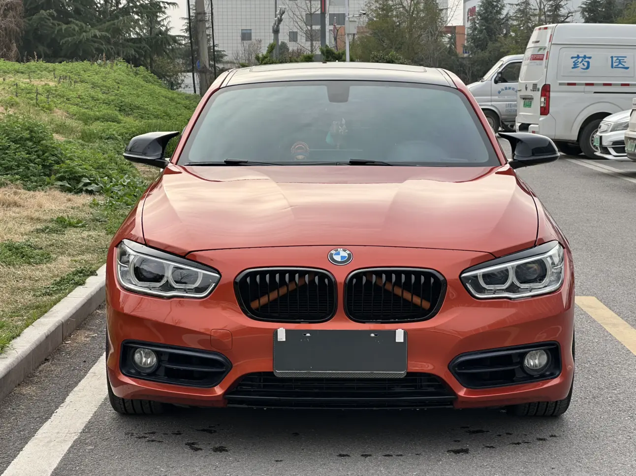 BMW 1 Series  из Китая