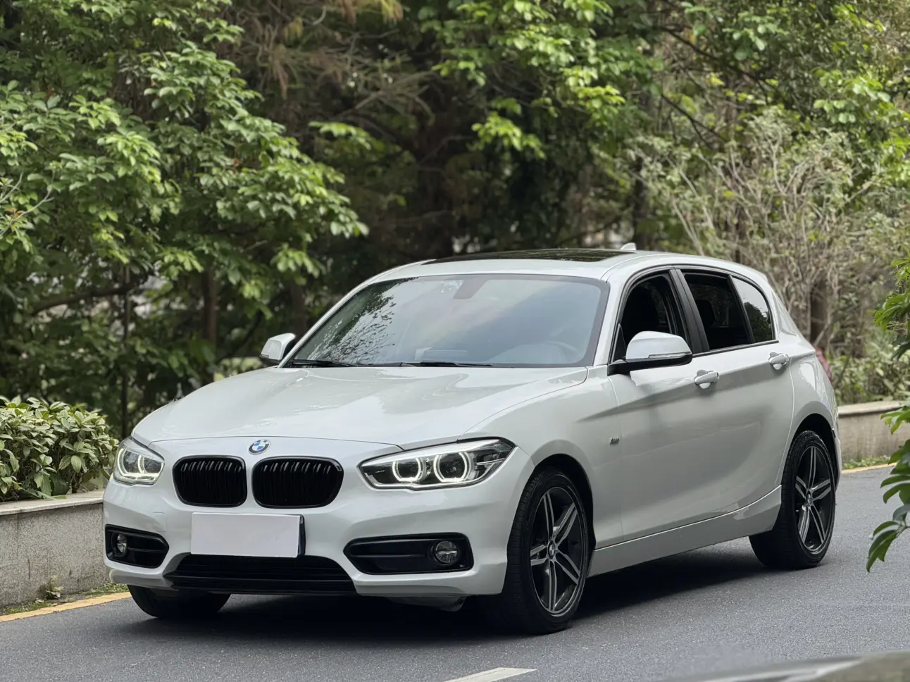 BMW 1 Series  из Китая