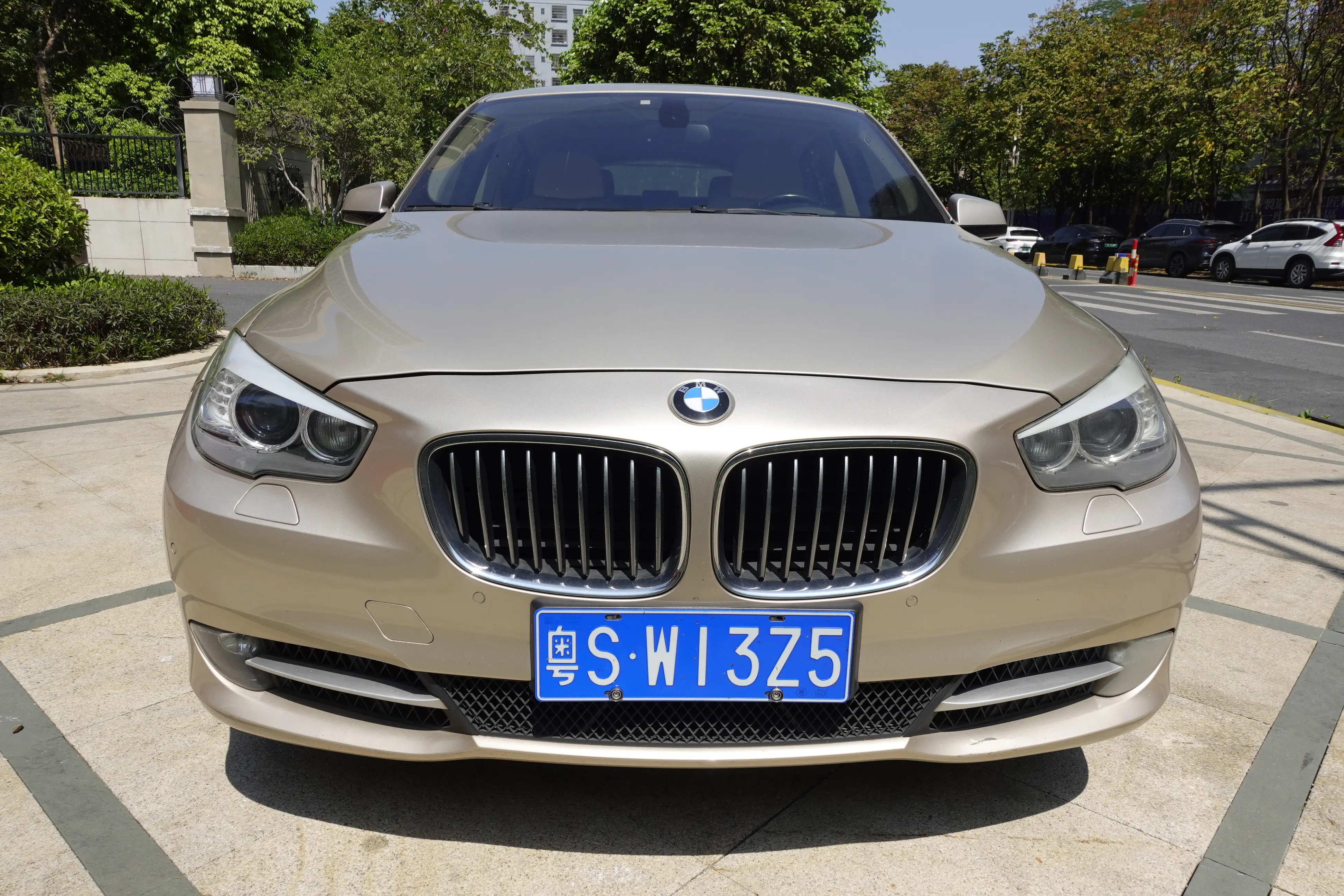 BMW 5 Series GT  из Китая