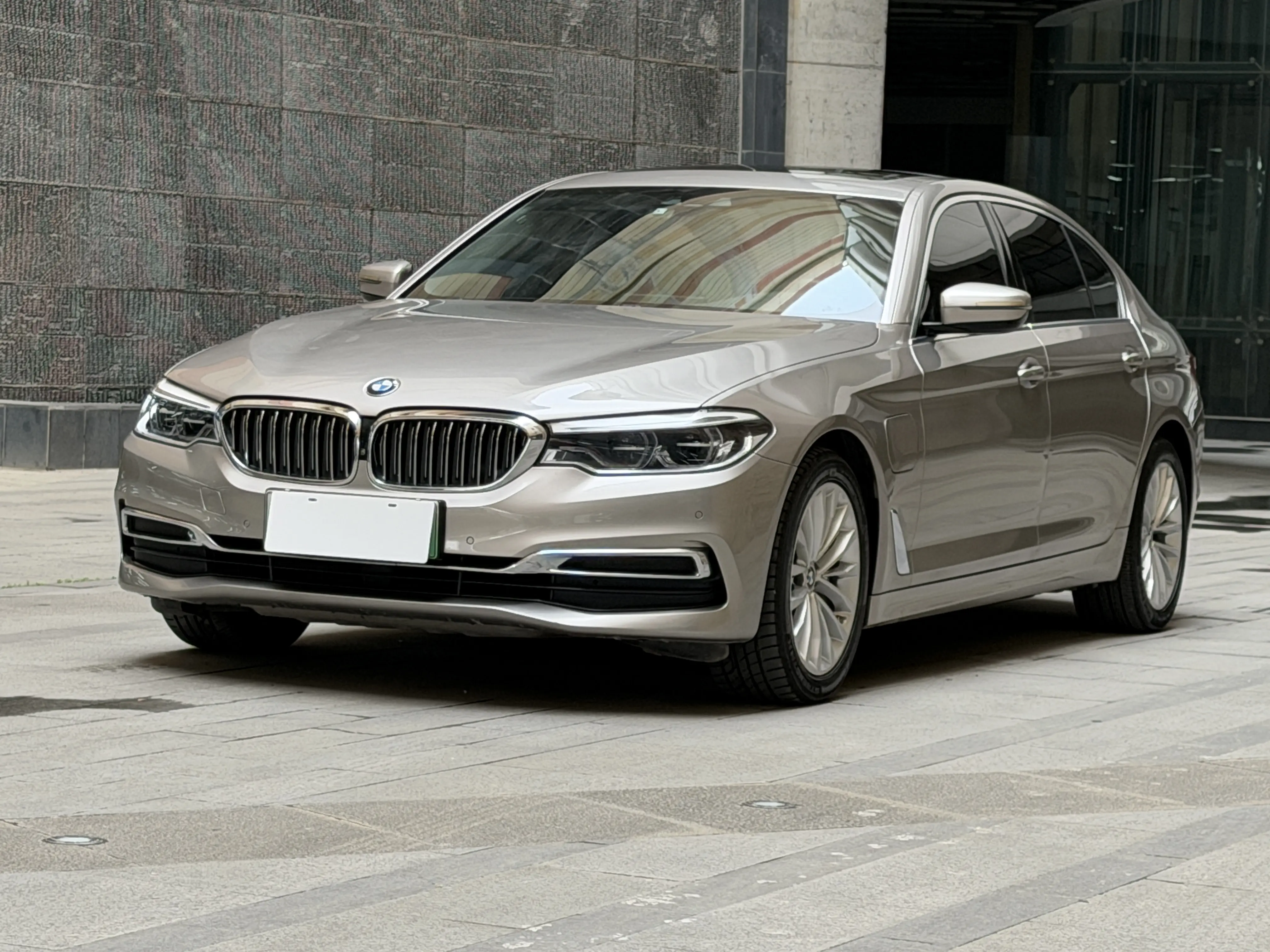 BMW 5 Series PHEV