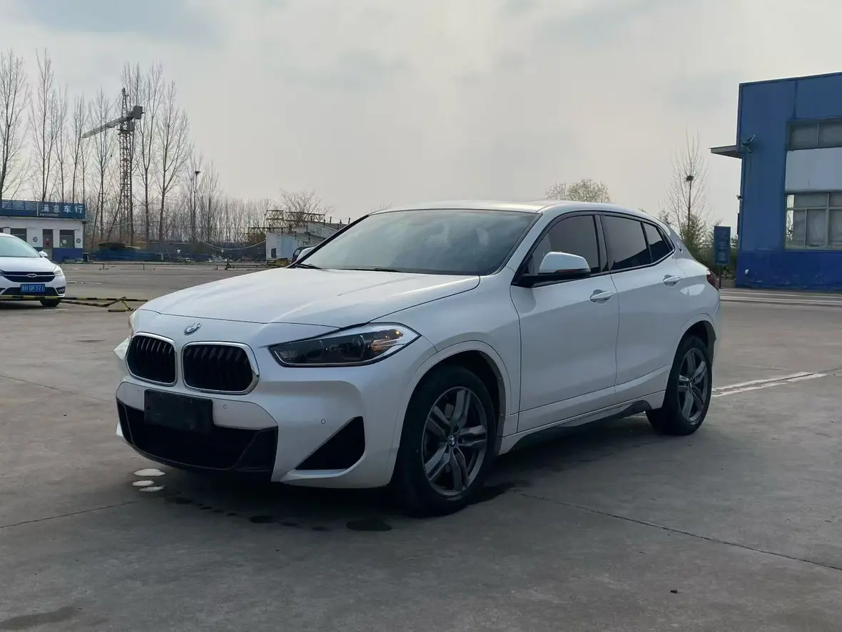 BMW X2
