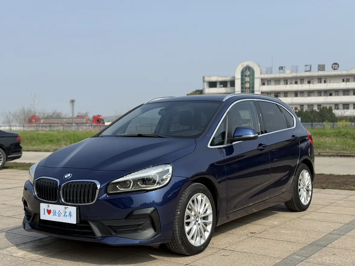 BMW 2 Series Active Tourer  из Китая