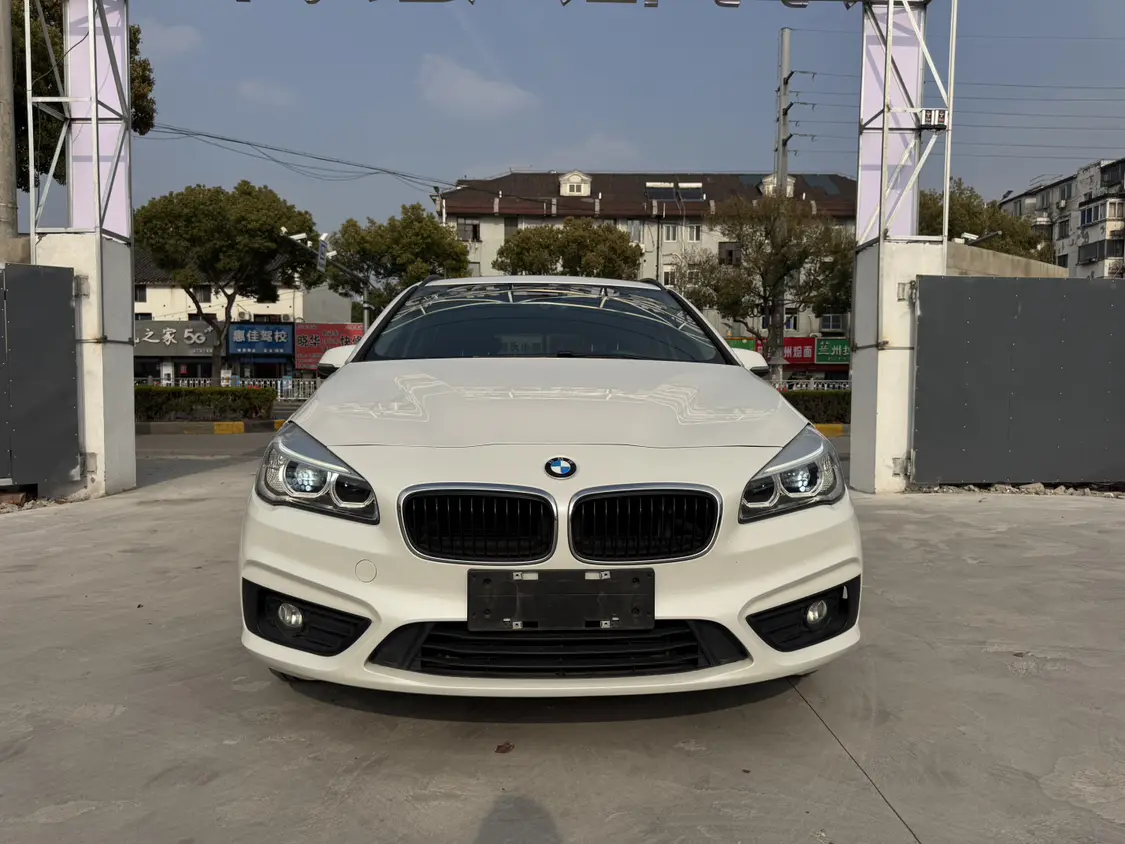 BMW 2 Series Active Tourer  из Китая