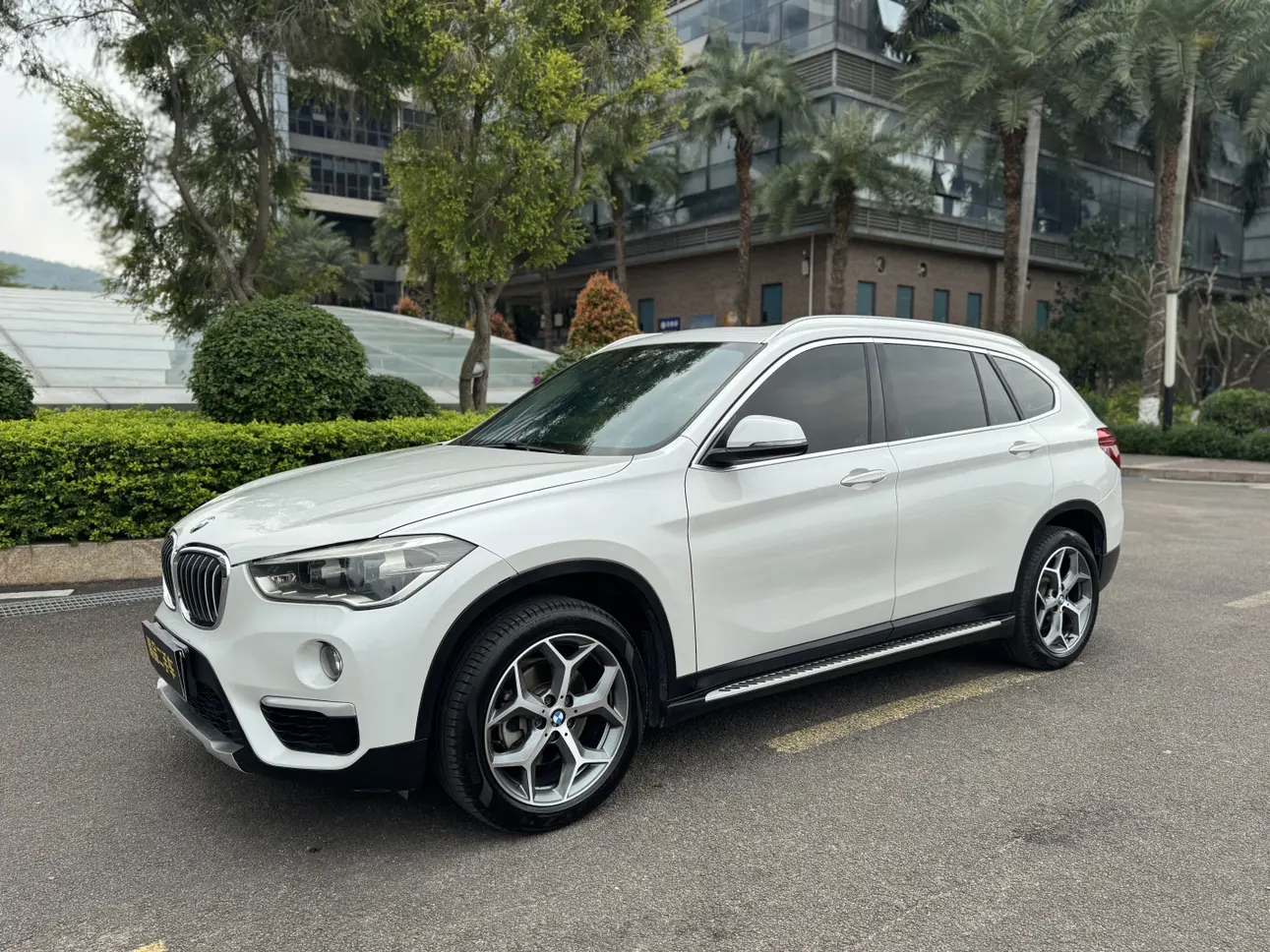 BMW X1  из Китая
