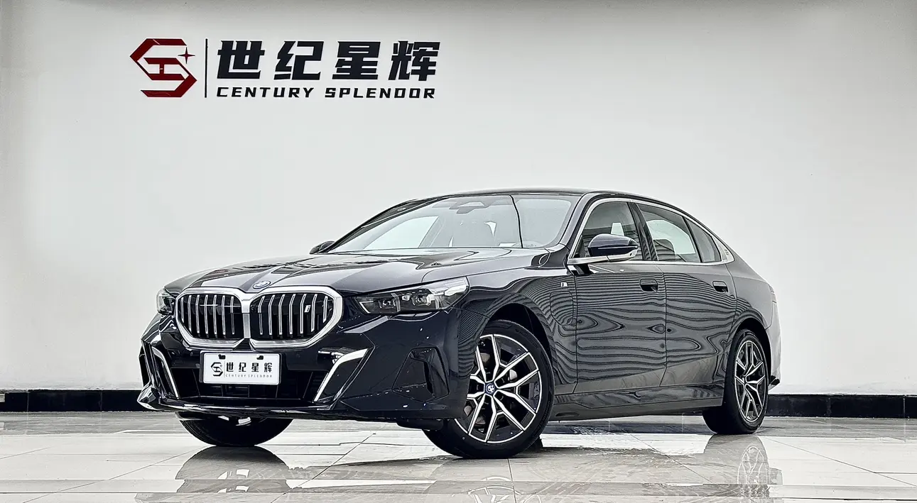 BMW i5