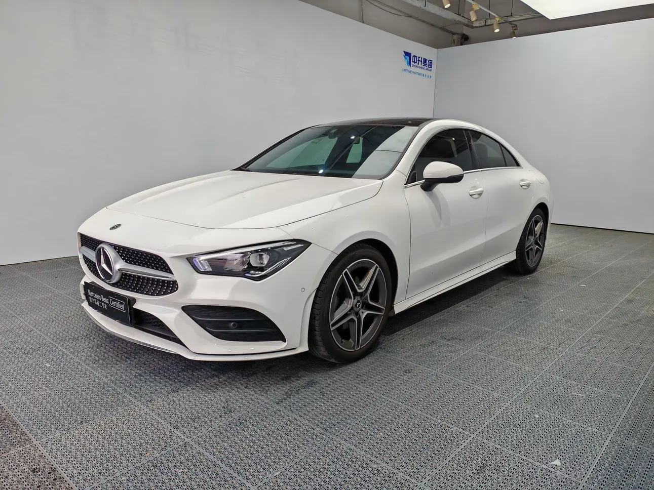 Mercedes-Benz CLA (Imported)  из Китая