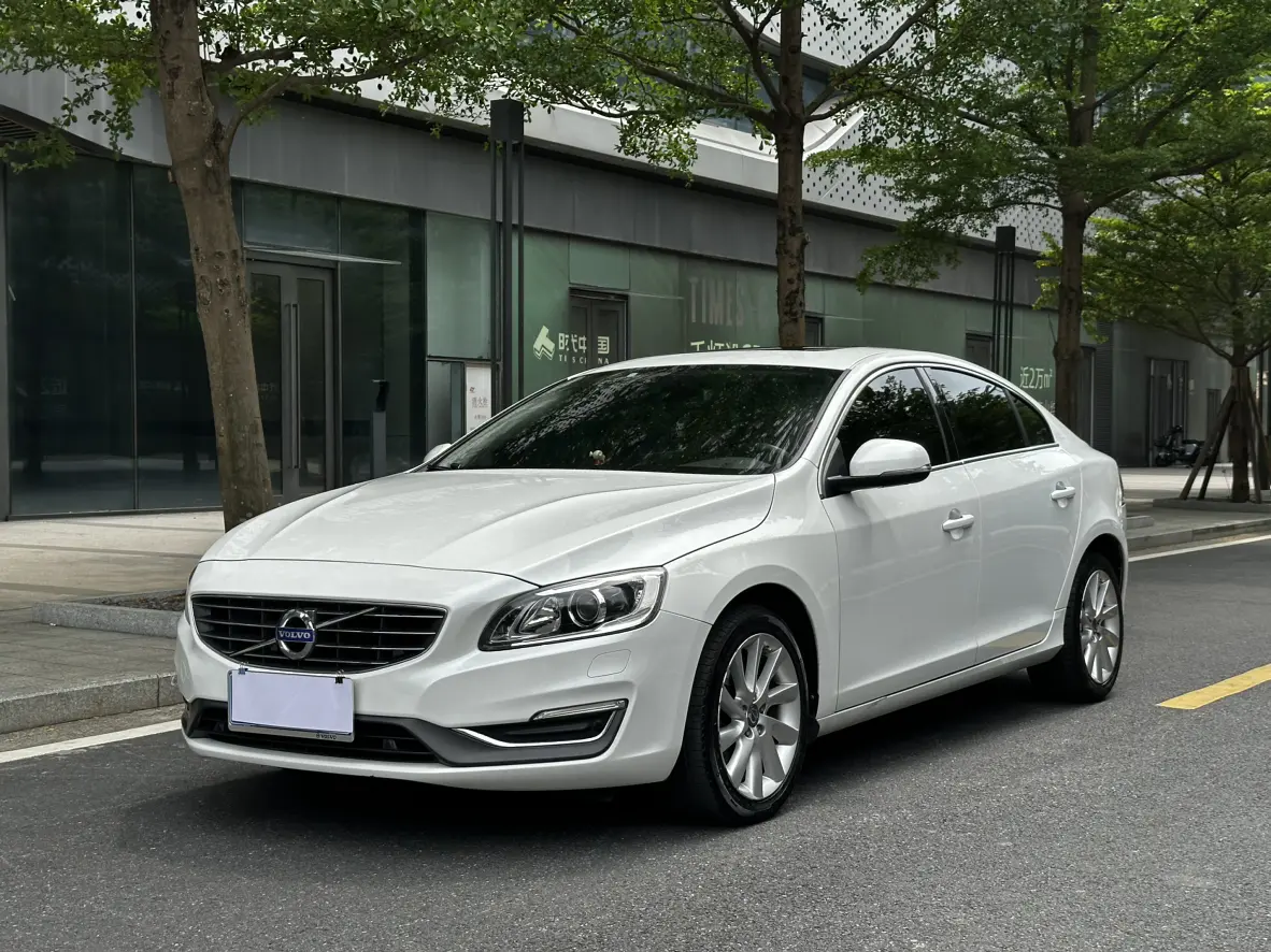 Volvo S60