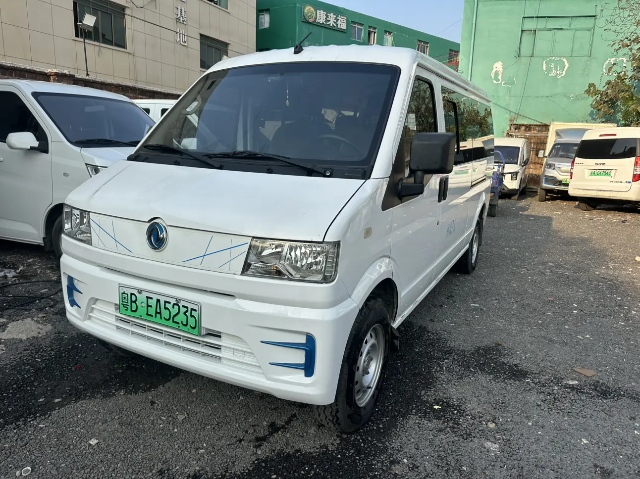 Dongfeng Xiaokang EC36Ⅱ  из Китая