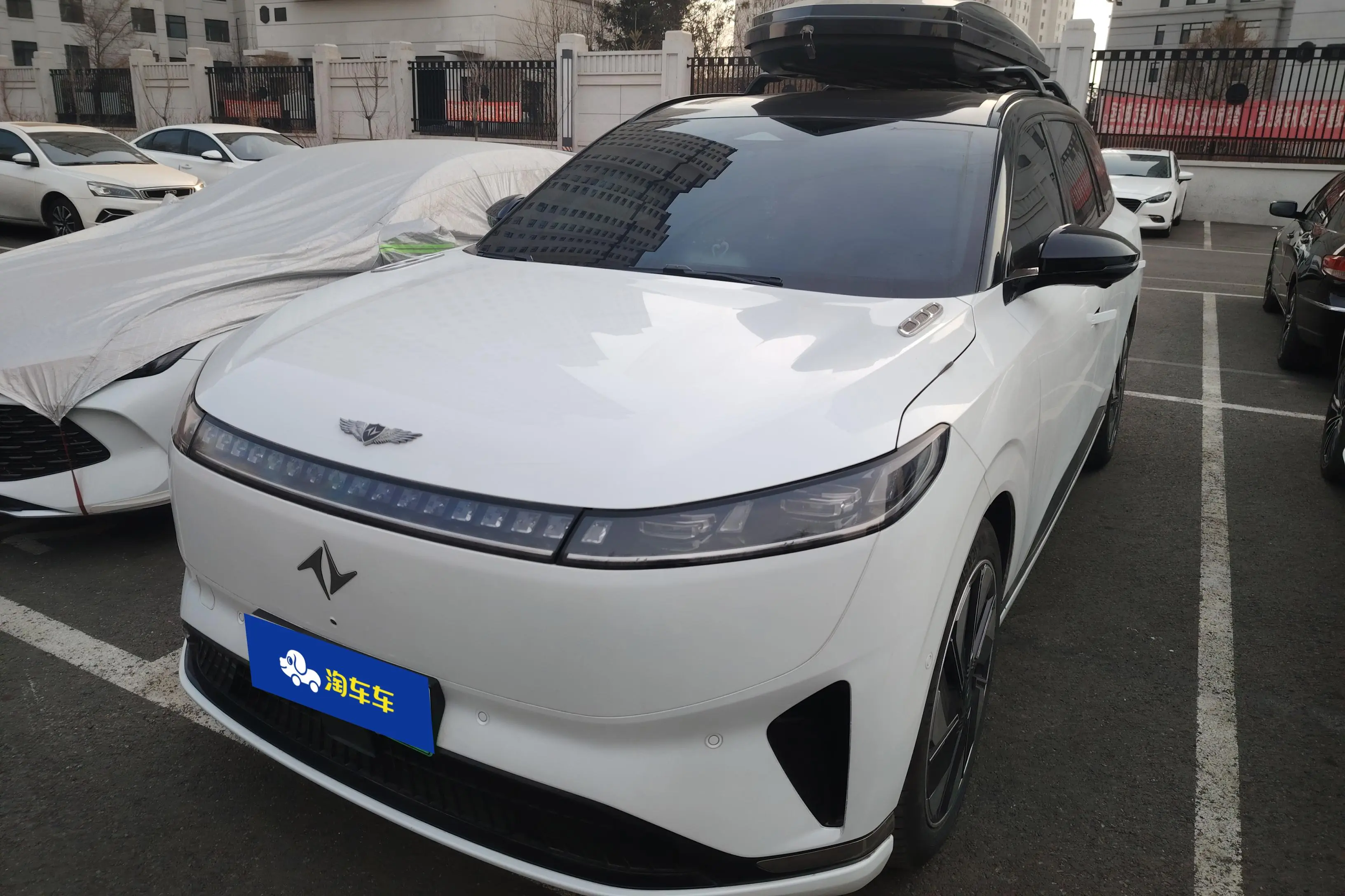 Dongfeng Eπ008