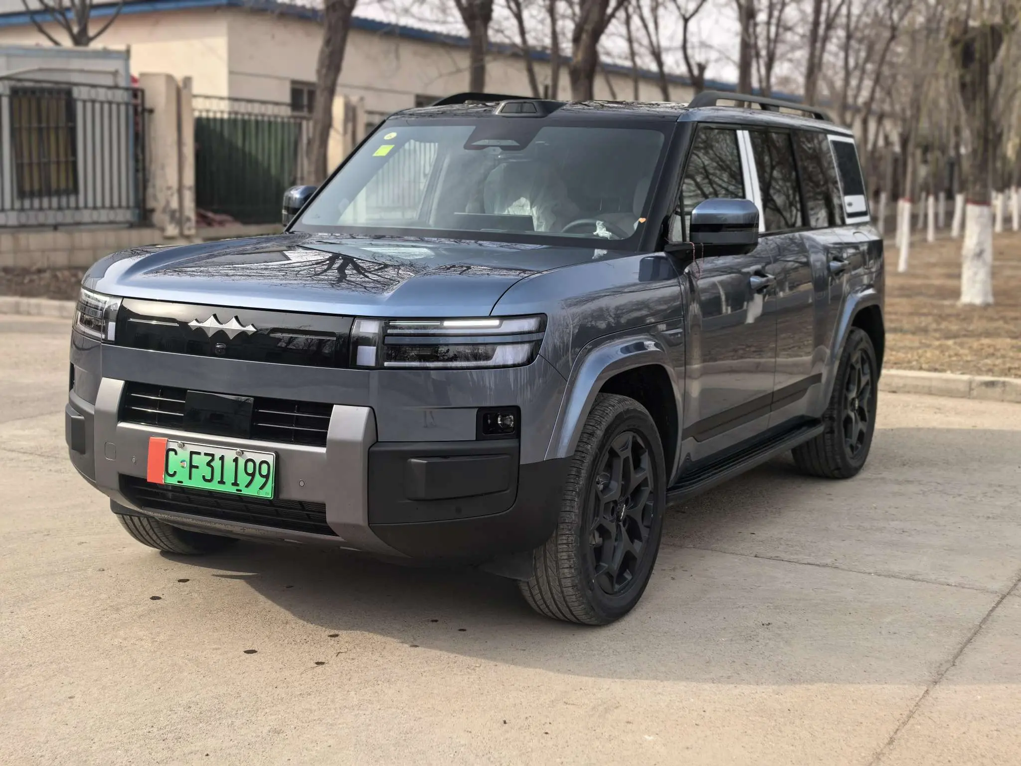BYD Leopard Titanium 7 PHEV