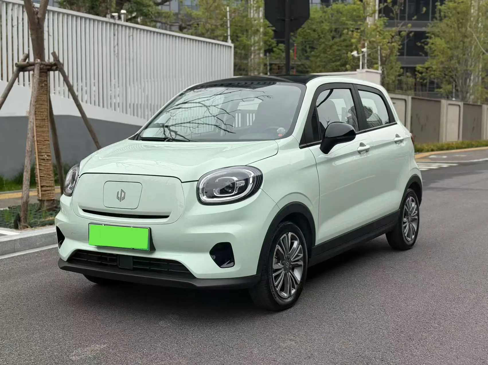 Leapmotor Zero running T03  из Китая