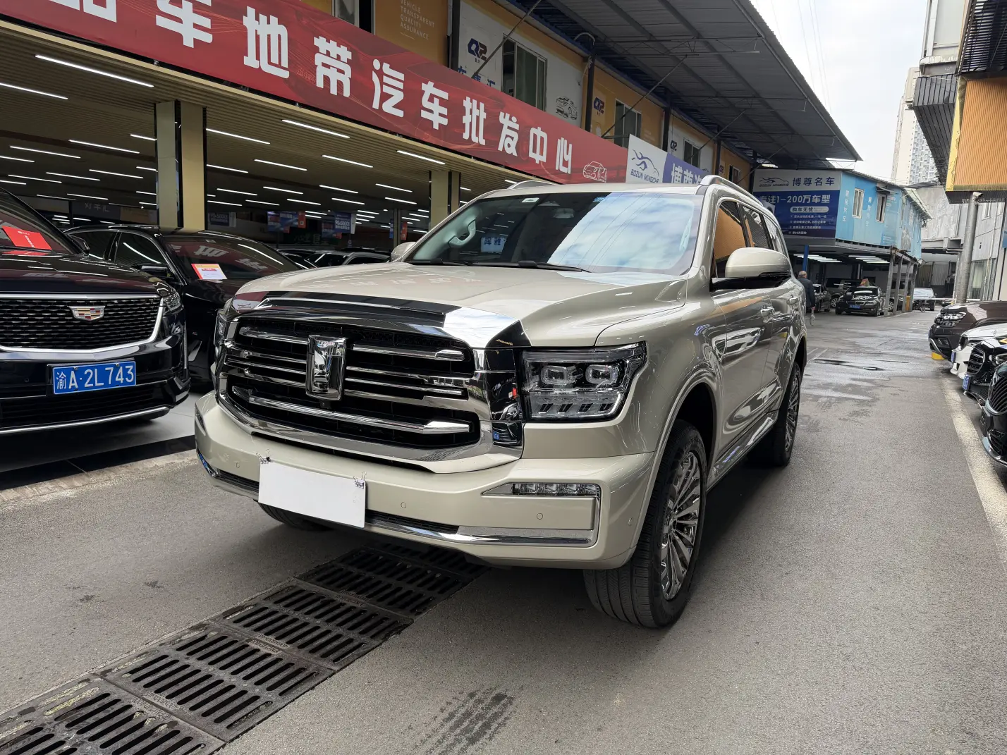 Tank 500  из Китая