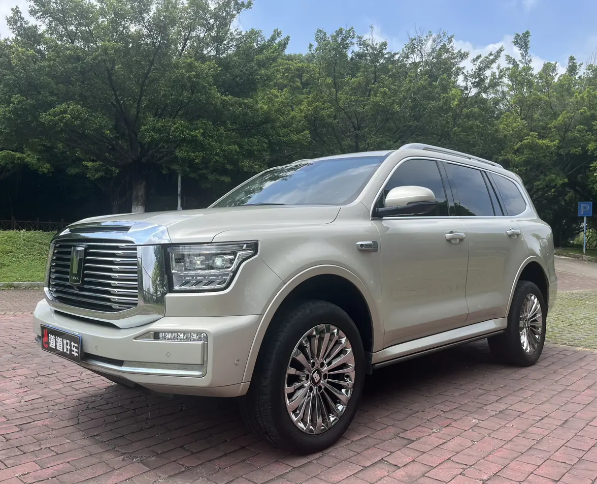 Tank 500  из Китая