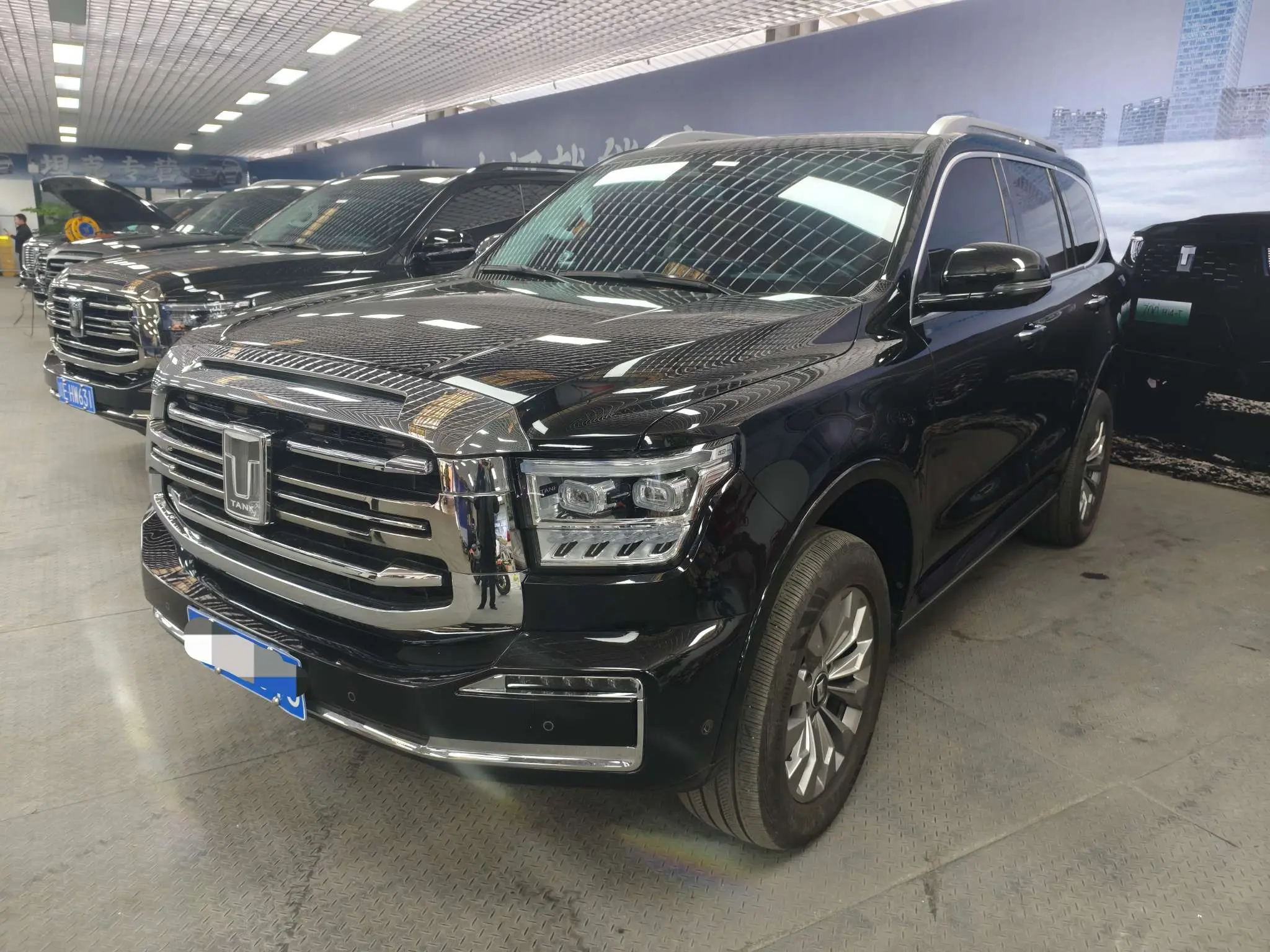 Tank 500  из Китая