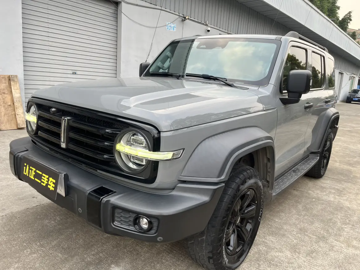 Tank 300  из Китая