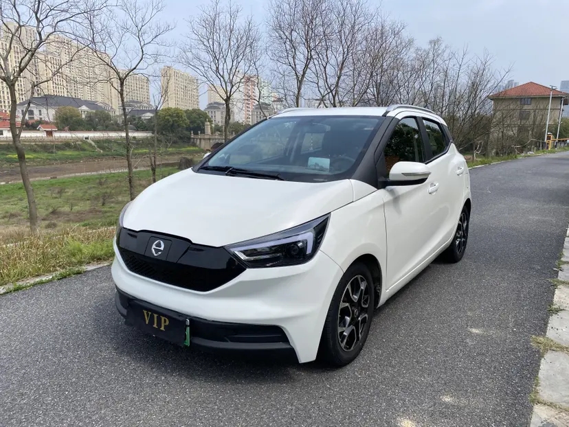 Jiangling Yizhi EV3  из Китая