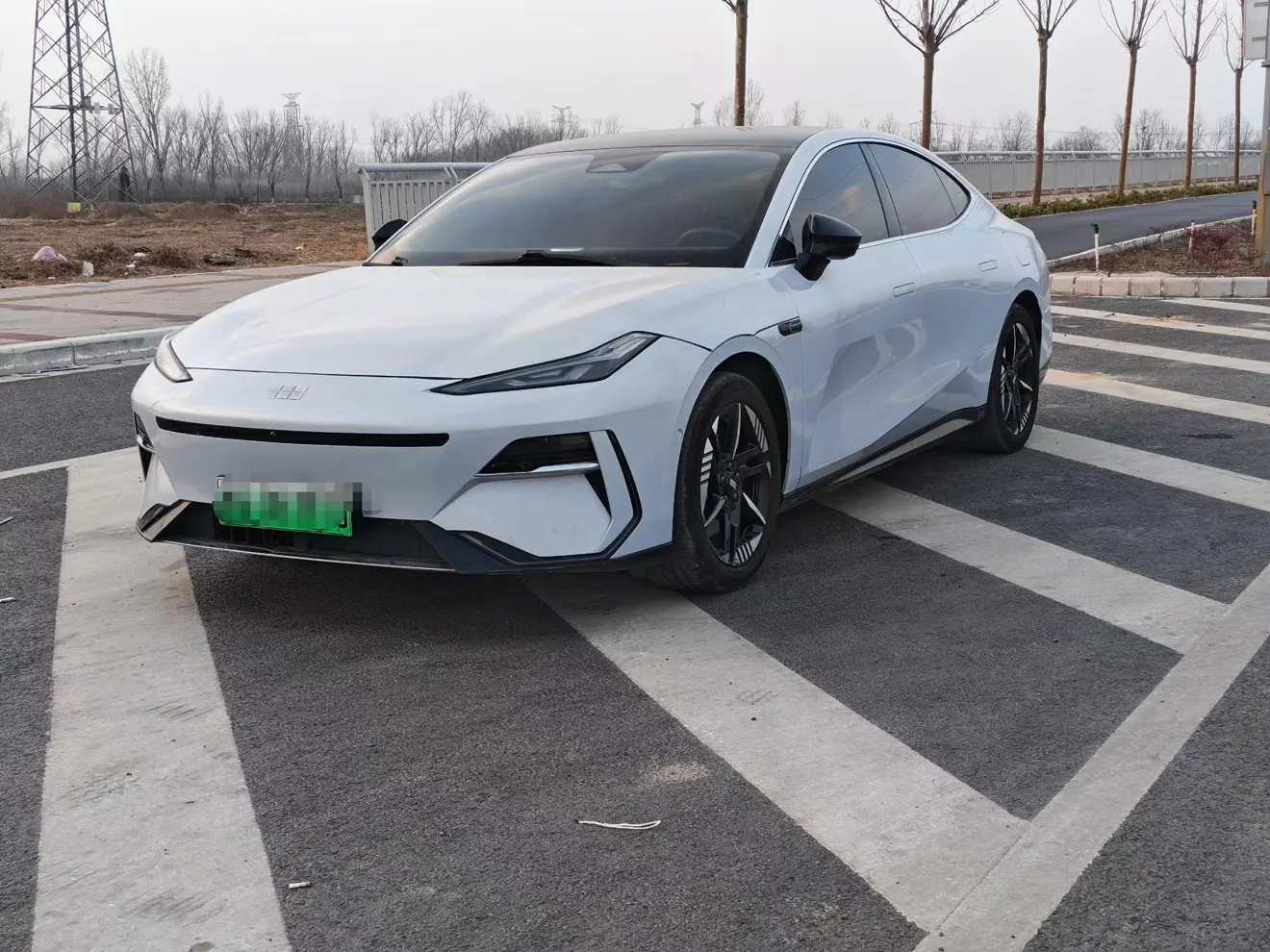 Geely Galaxy E8  из Китая