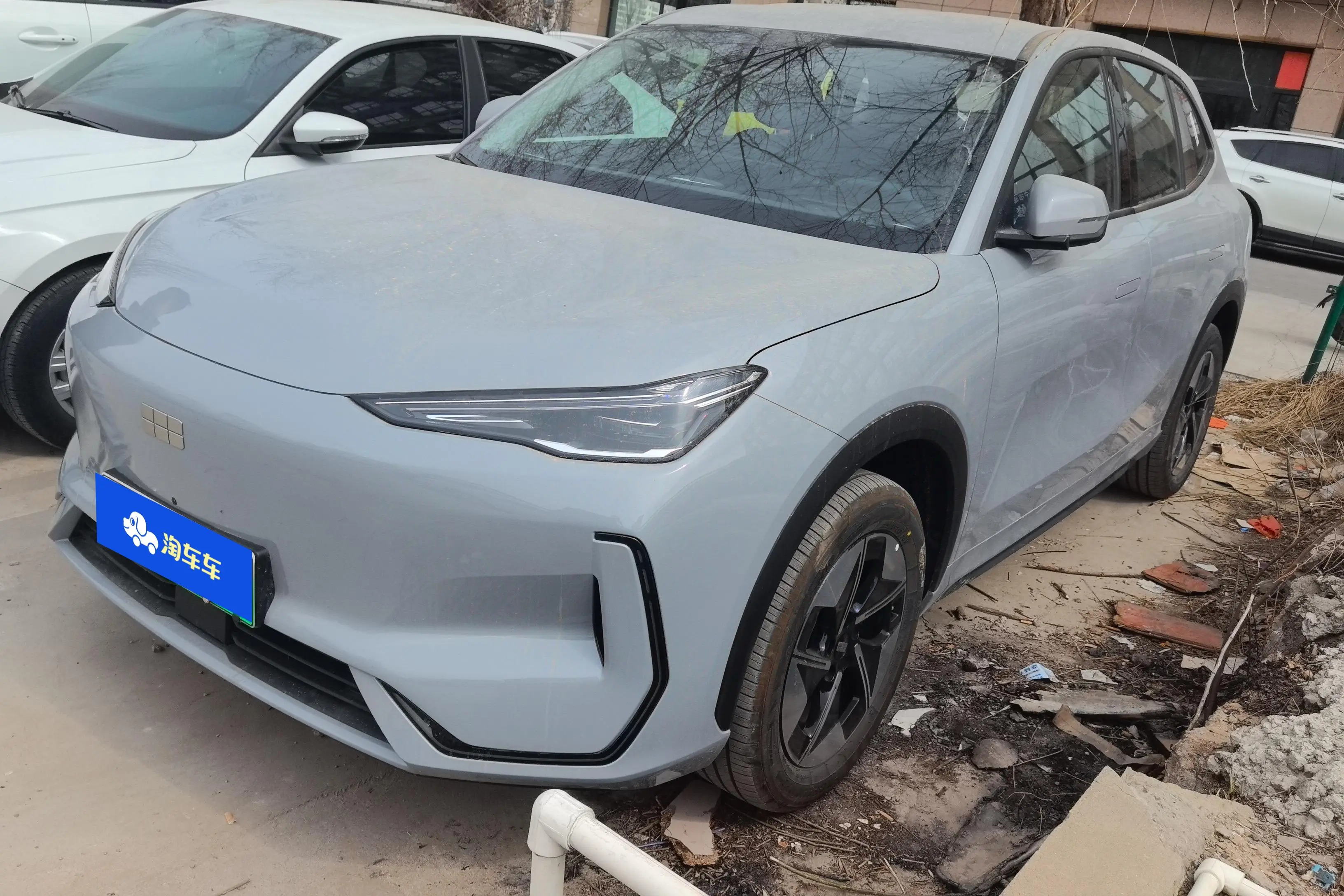 Geely Galaxy E5