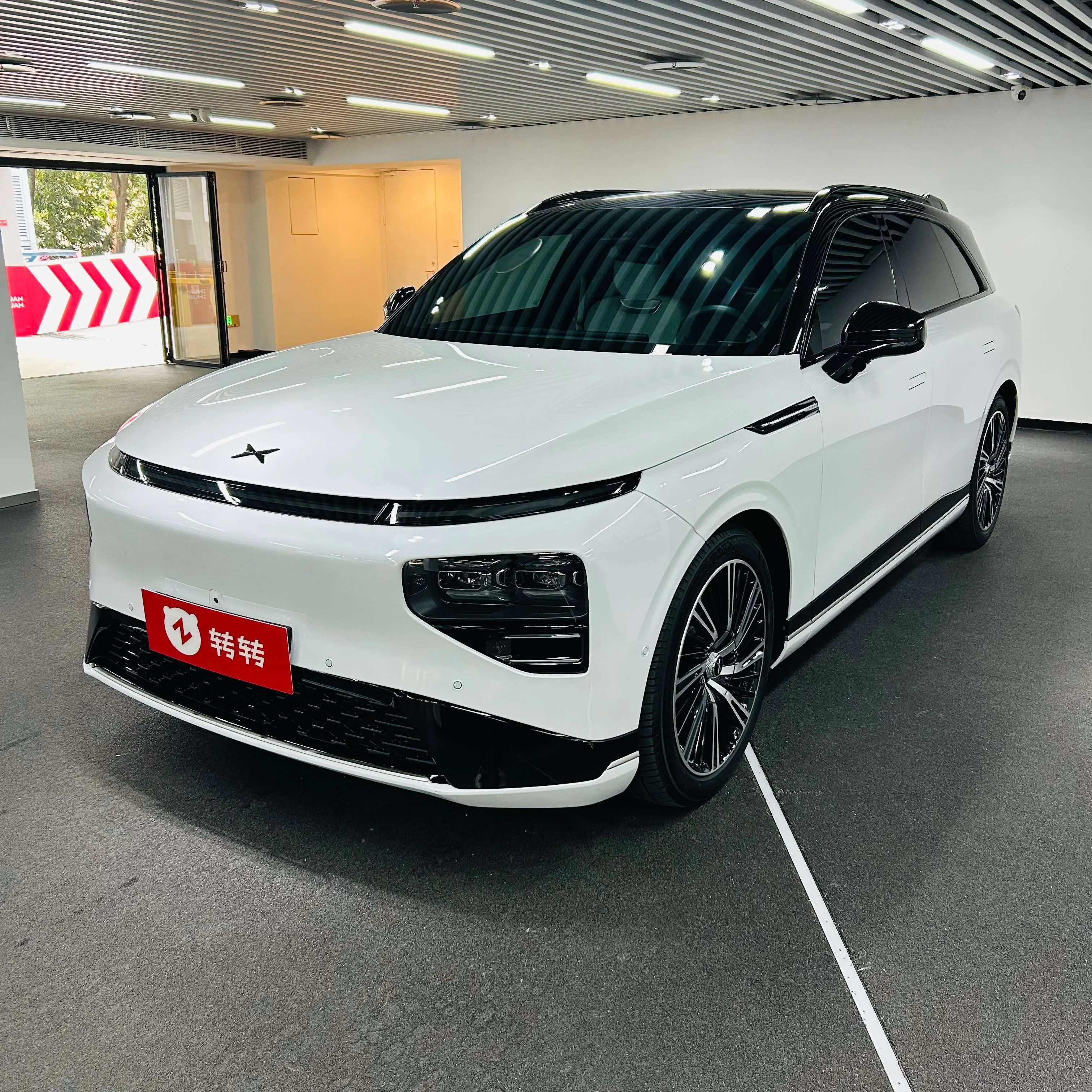 Xpeng G9
