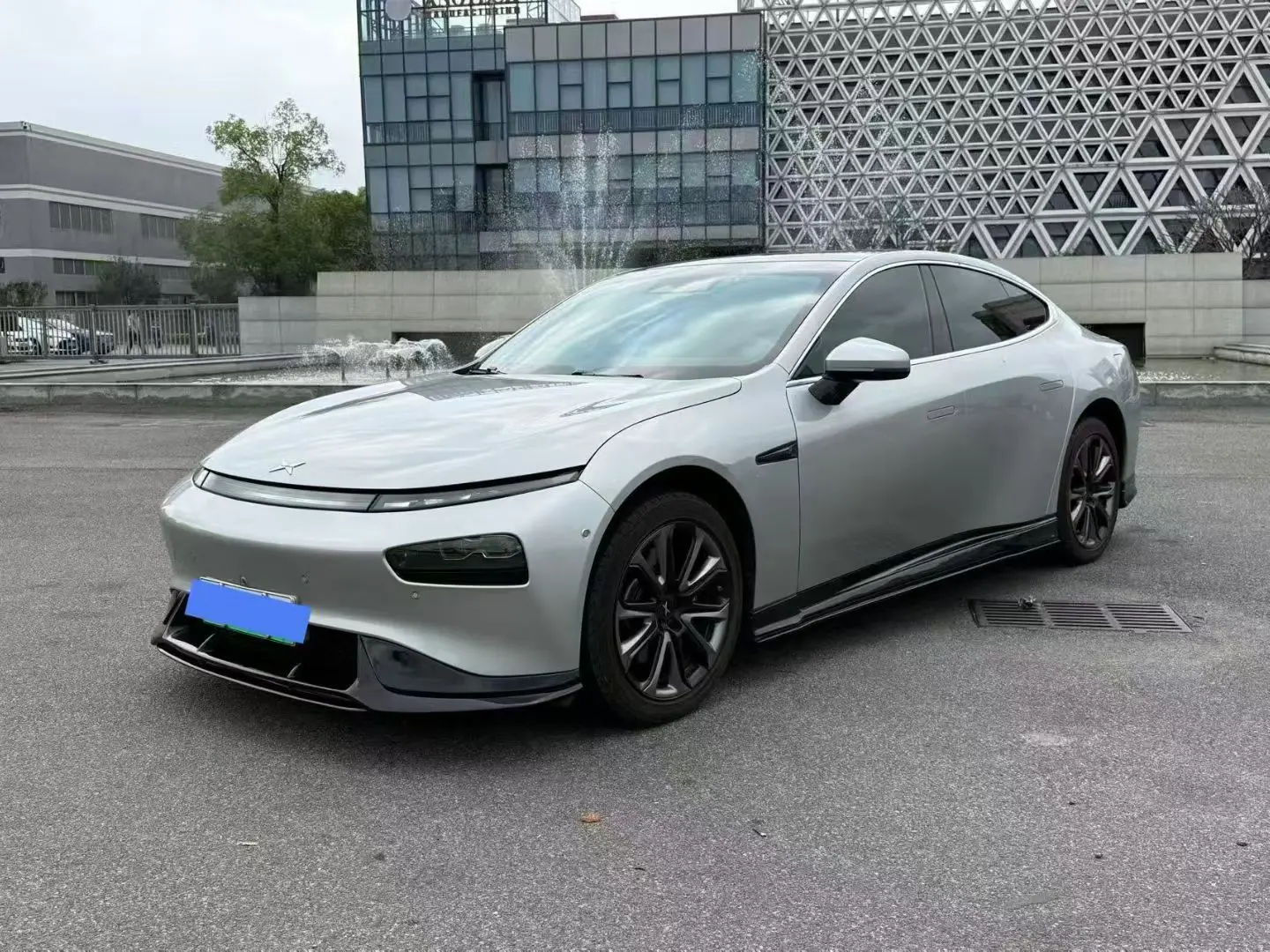 Xpeng P7