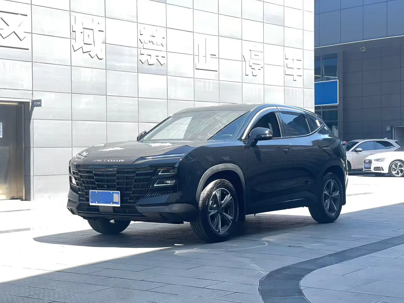 Jetour Dashing  из Китая