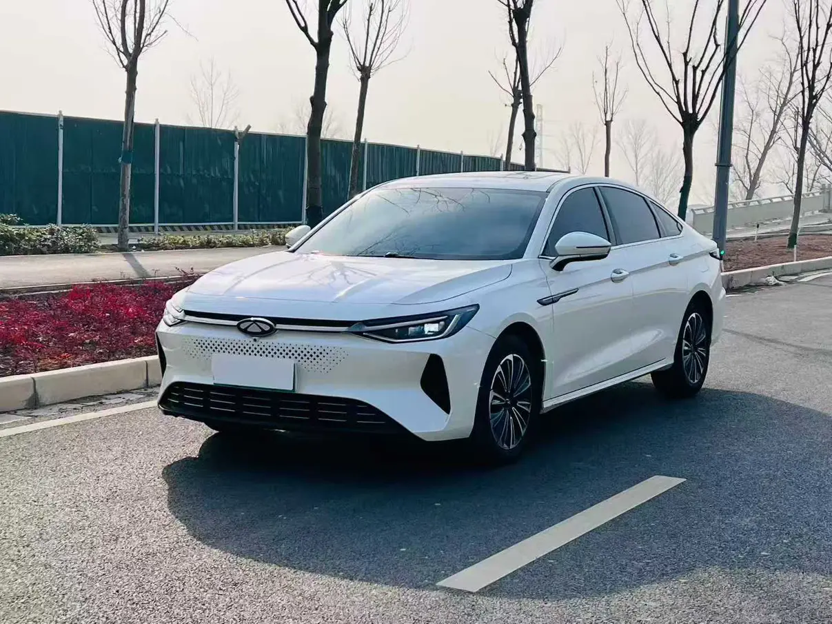 Chery Fengyun A8