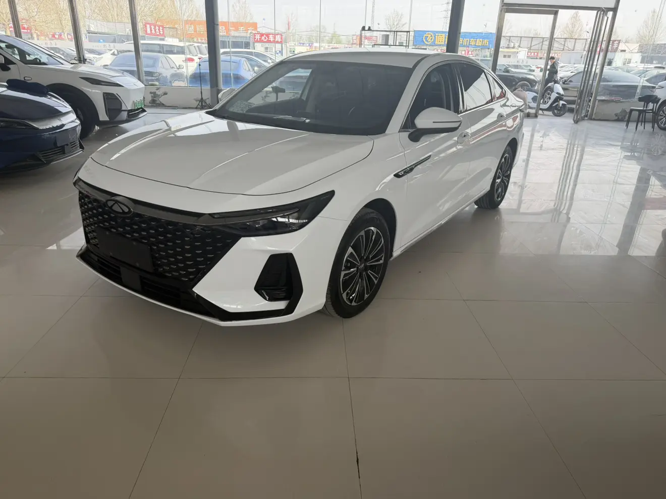 Chery Fengyun A8