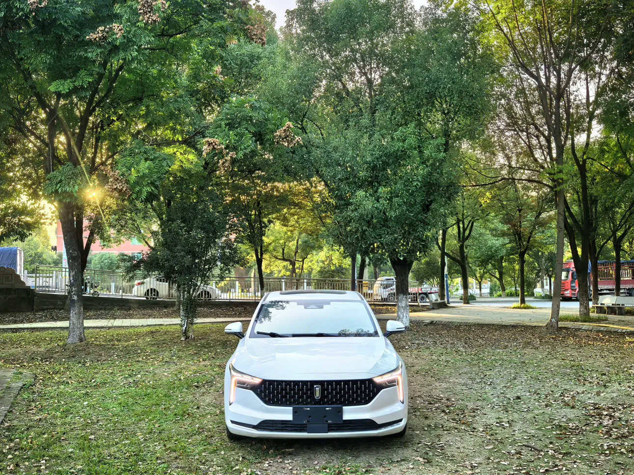 FAW Bestune B70 (Besturn B70)  из Китая