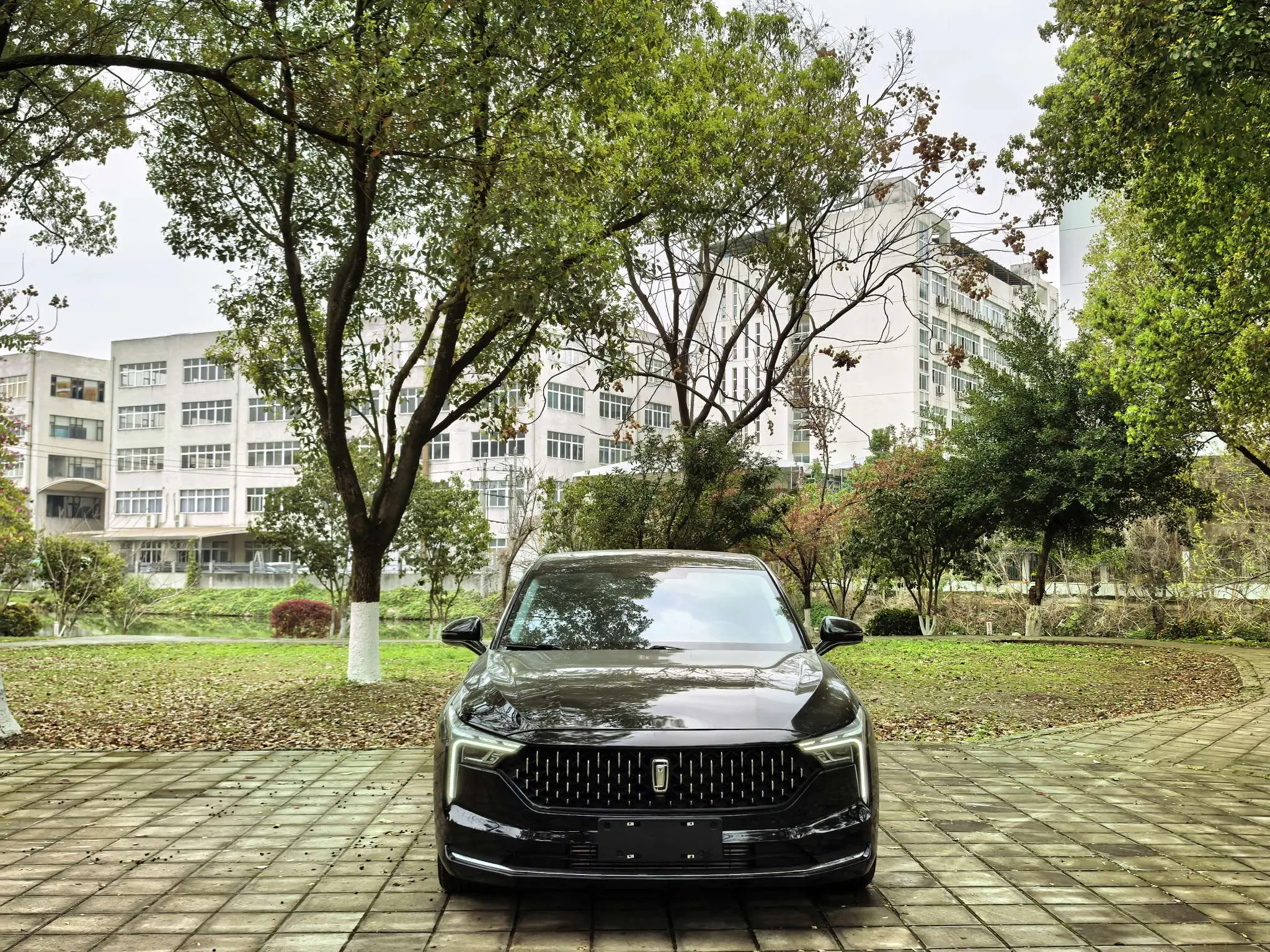 FAW Bestune B70 (Besturn B70)  из Китая