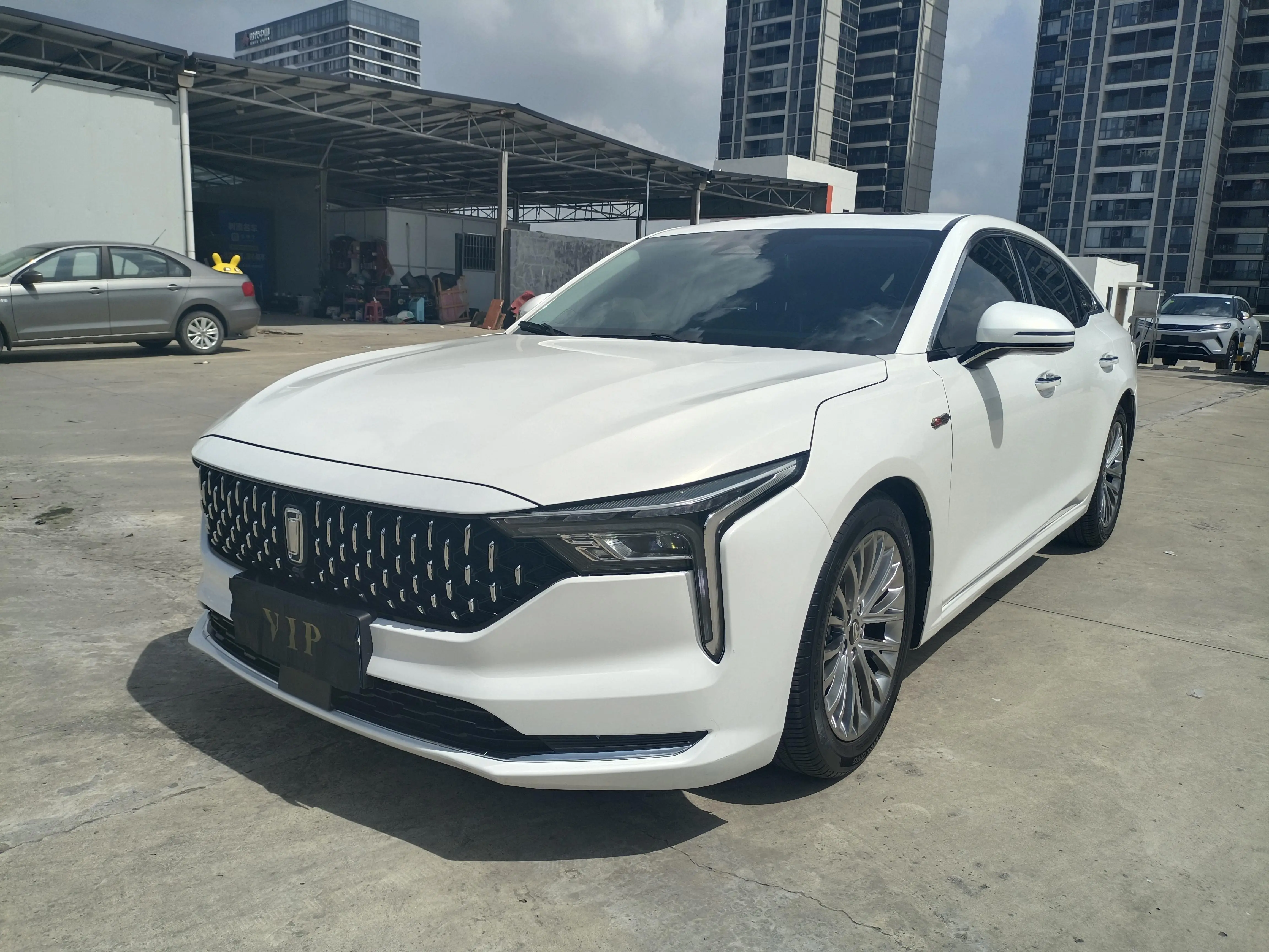 FAW Bestune B70 (Besturn B70)  из Китая