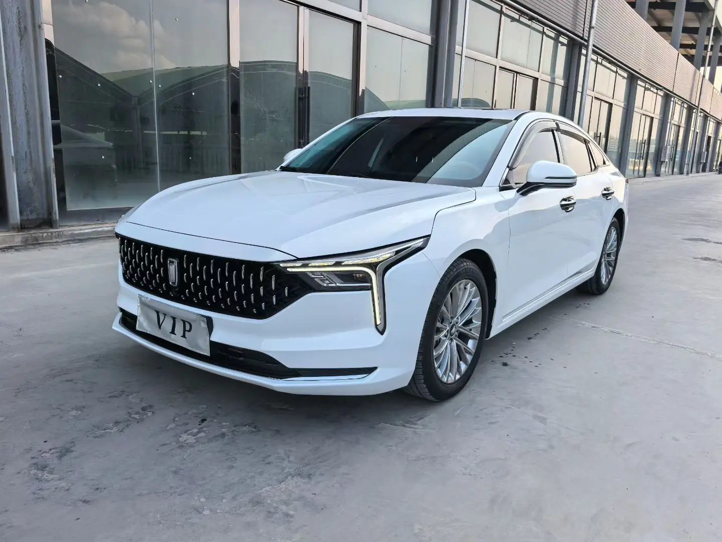 FAW Bestune B70 (Besturn B70)  из Китая