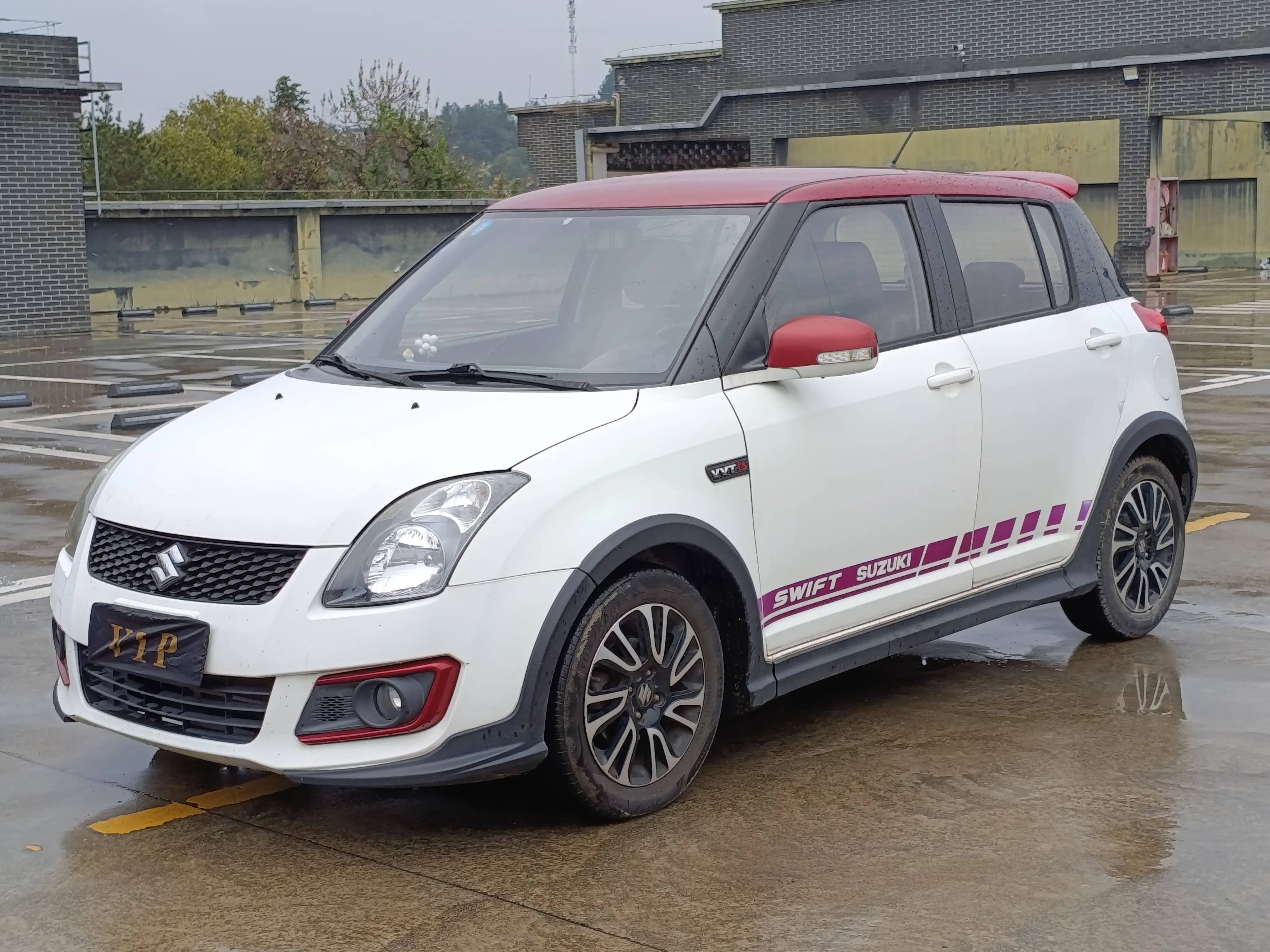 Suzuki Swift  из Китая