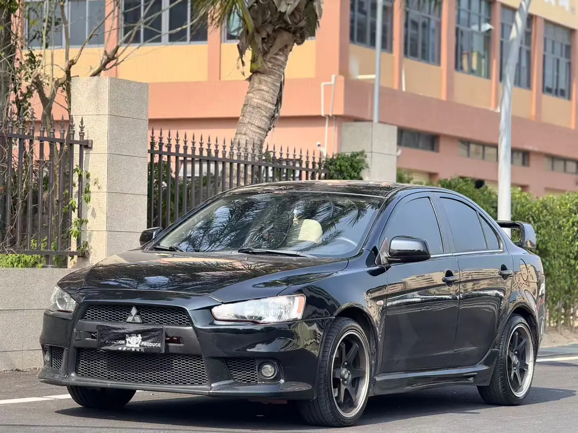 Mitsubishi Winged God