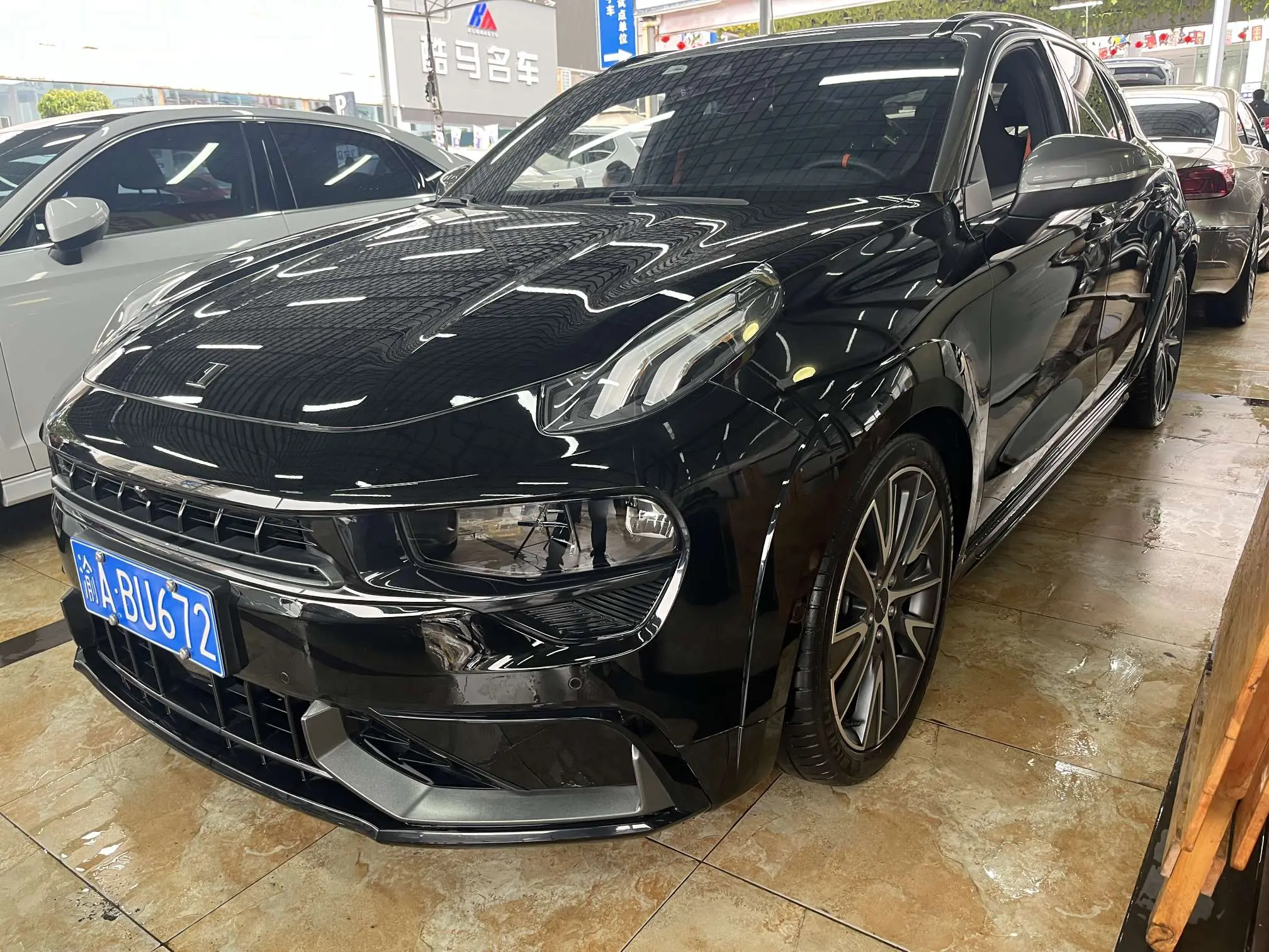 Lynk & Co 02 Hatchback