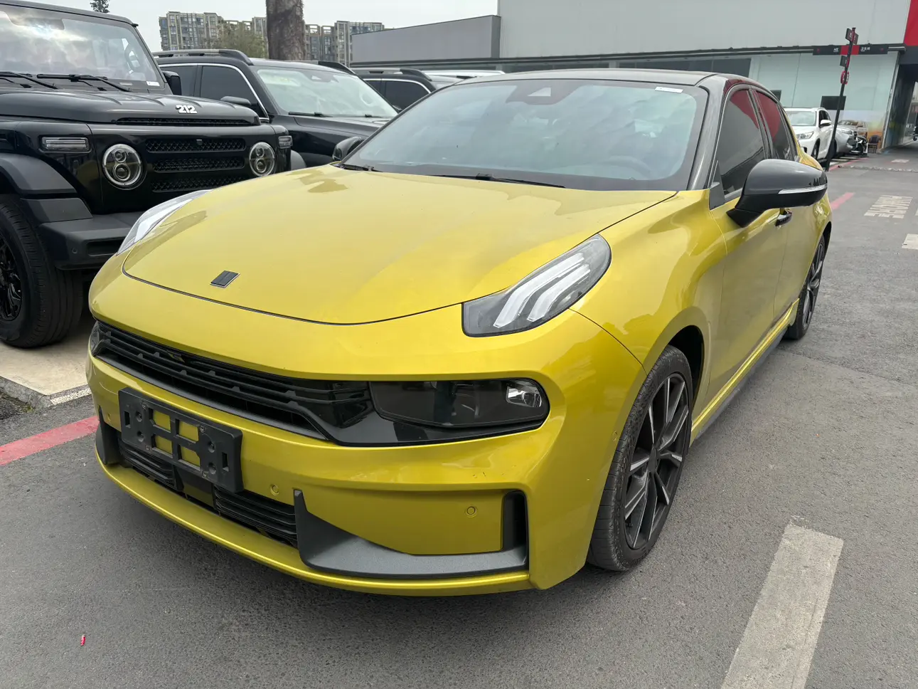 Lynk & Co 03